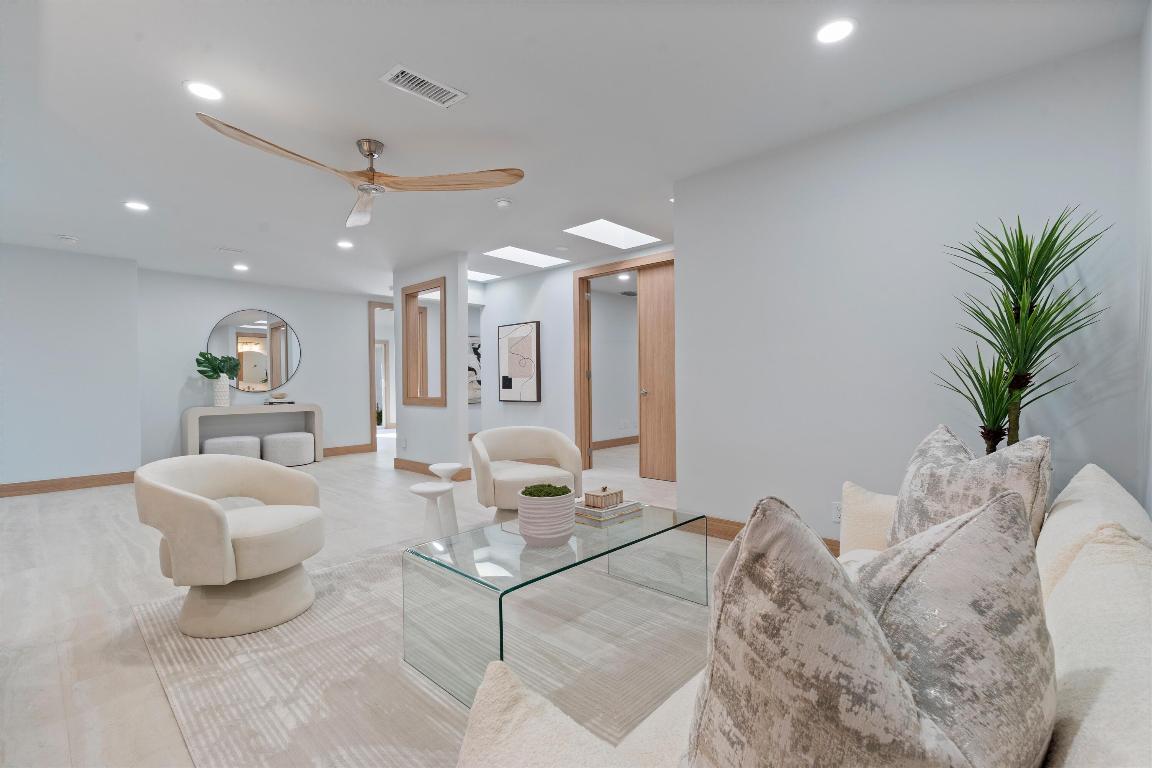 17036 Bay Jupiter, FL 33477