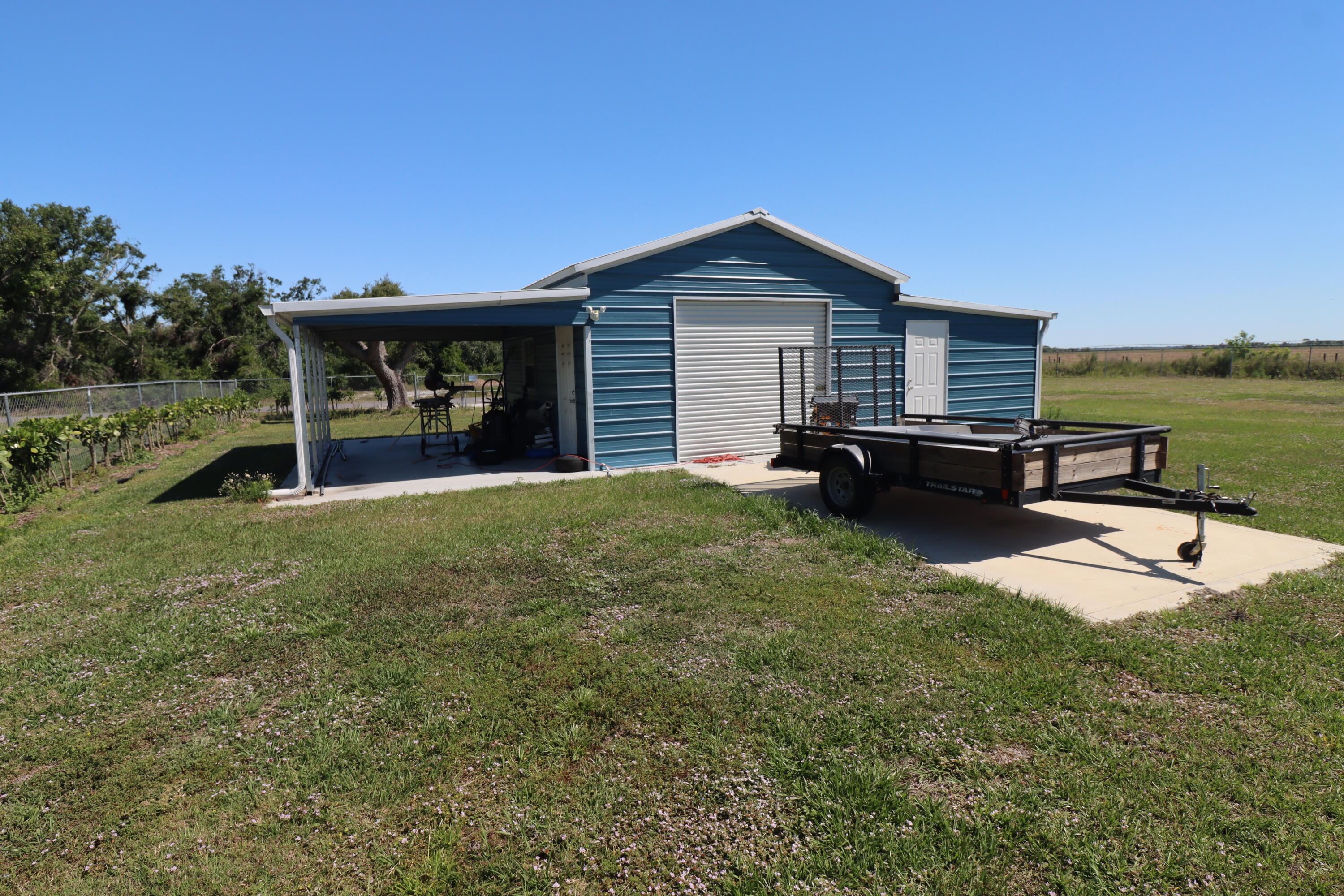 7175 NW 82nd Ct Okeechobee, FL 34972