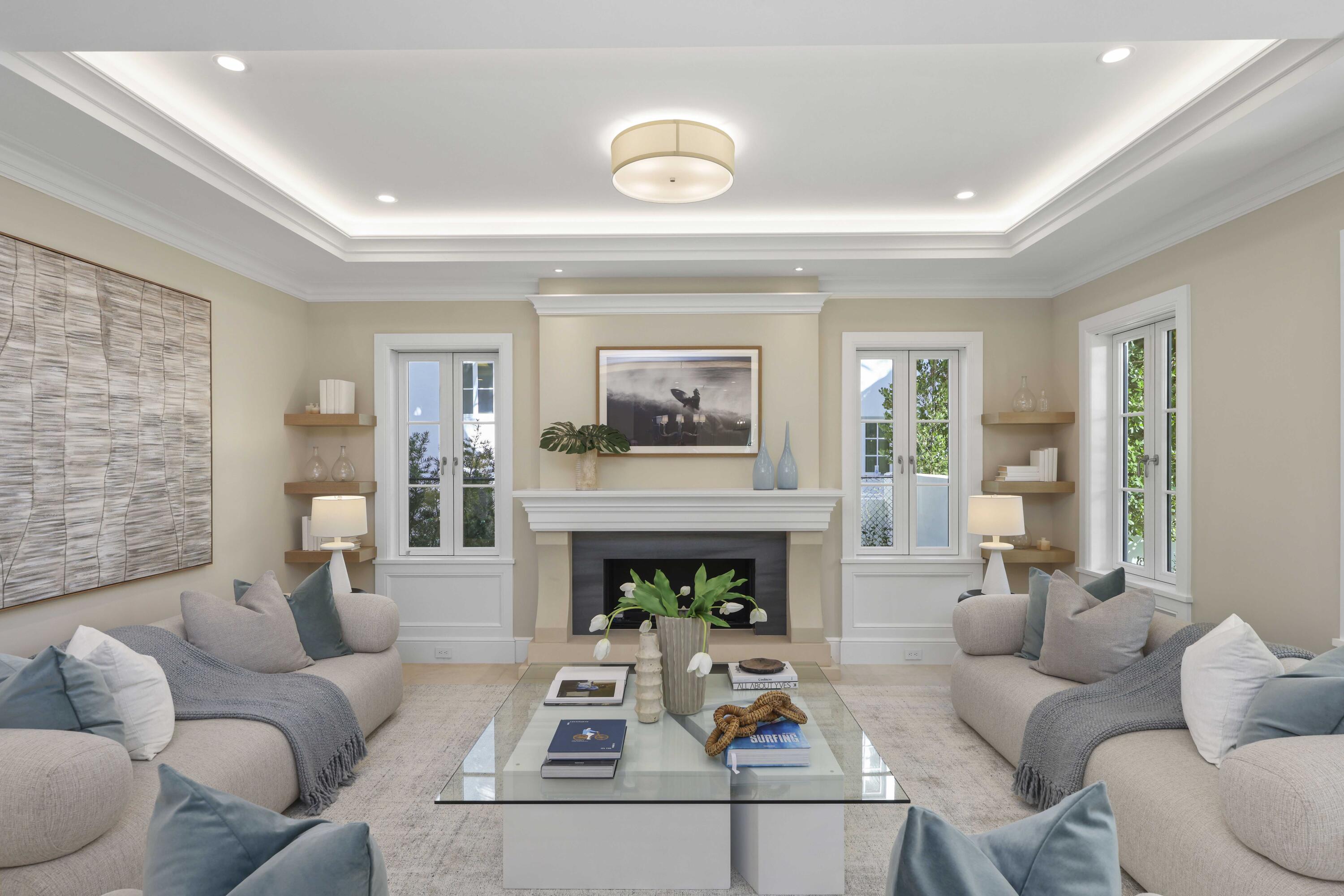 350 Seabreeze Palm Beach, FL 33480