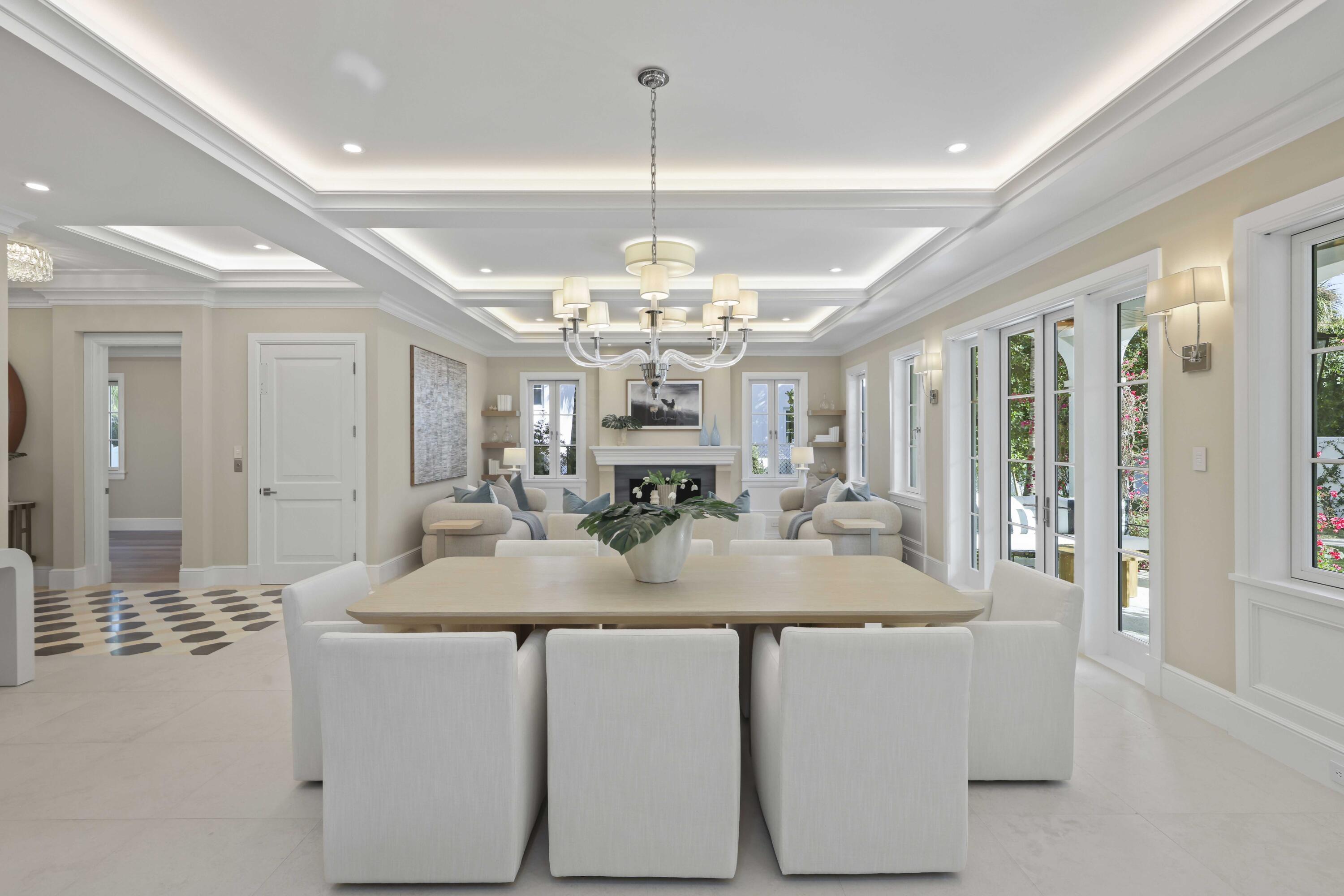 350 Seabreeze Palm Beach, FL 33480