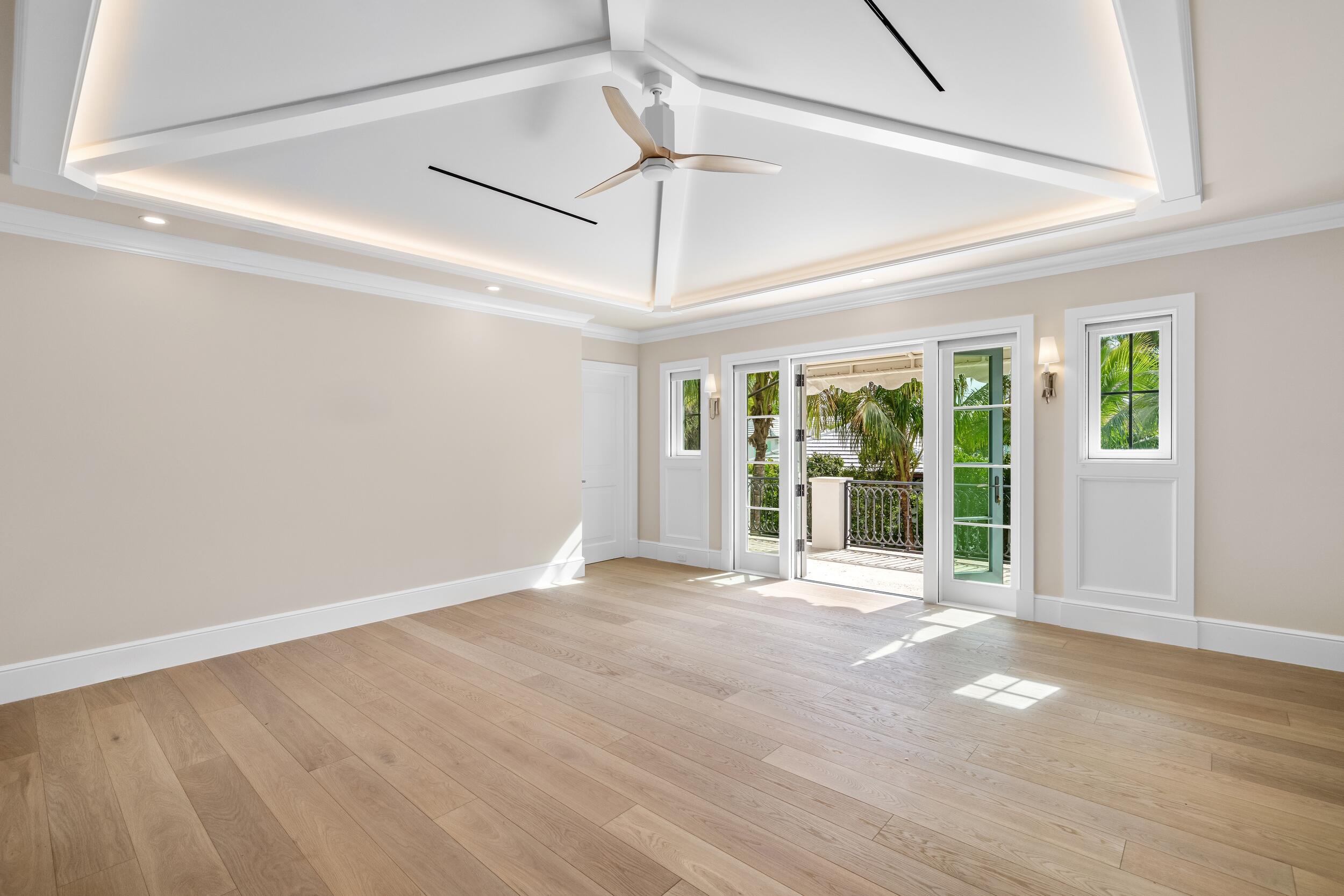 350 Seabreeze Palm Beach, FL 33480