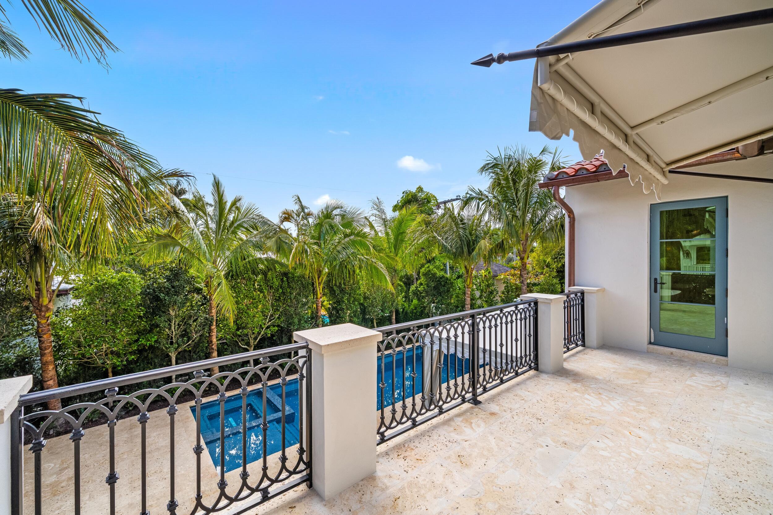 350 Seabreeze Palm Beach, FL 33480