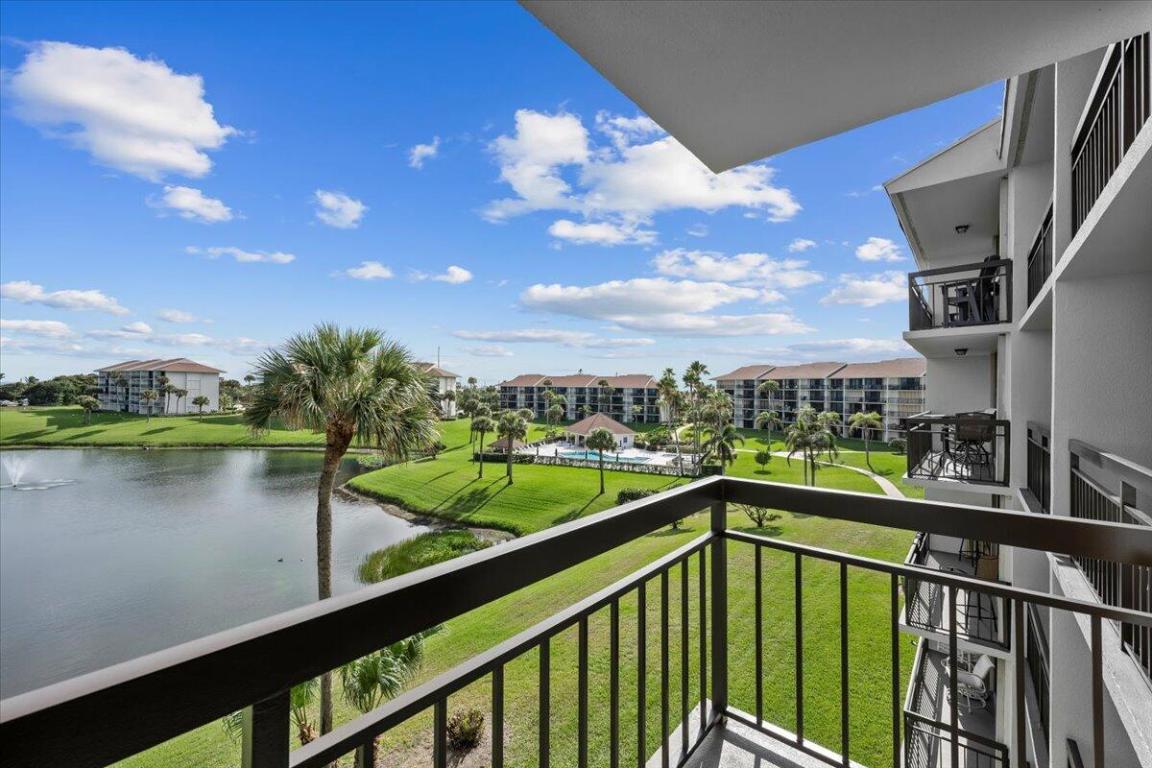 201 S Seas #404 Jupiter, FL 33477