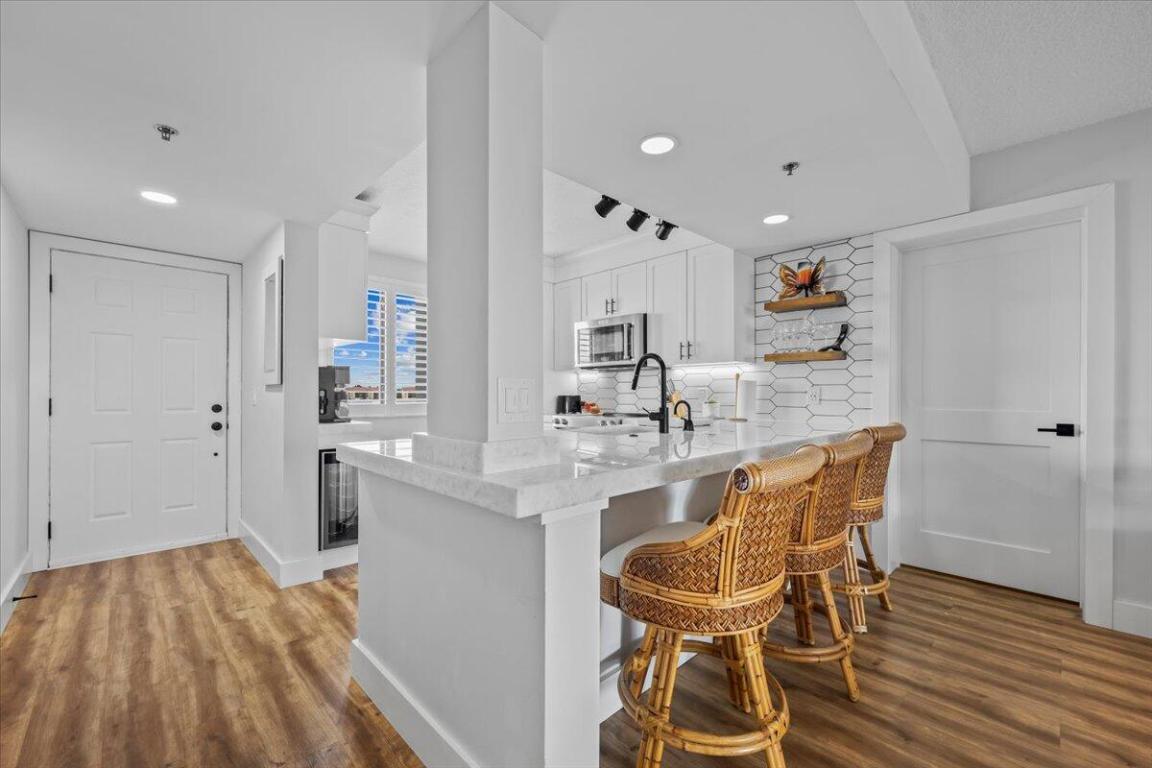 201 S Seas #404 Jupiter, FL 33477