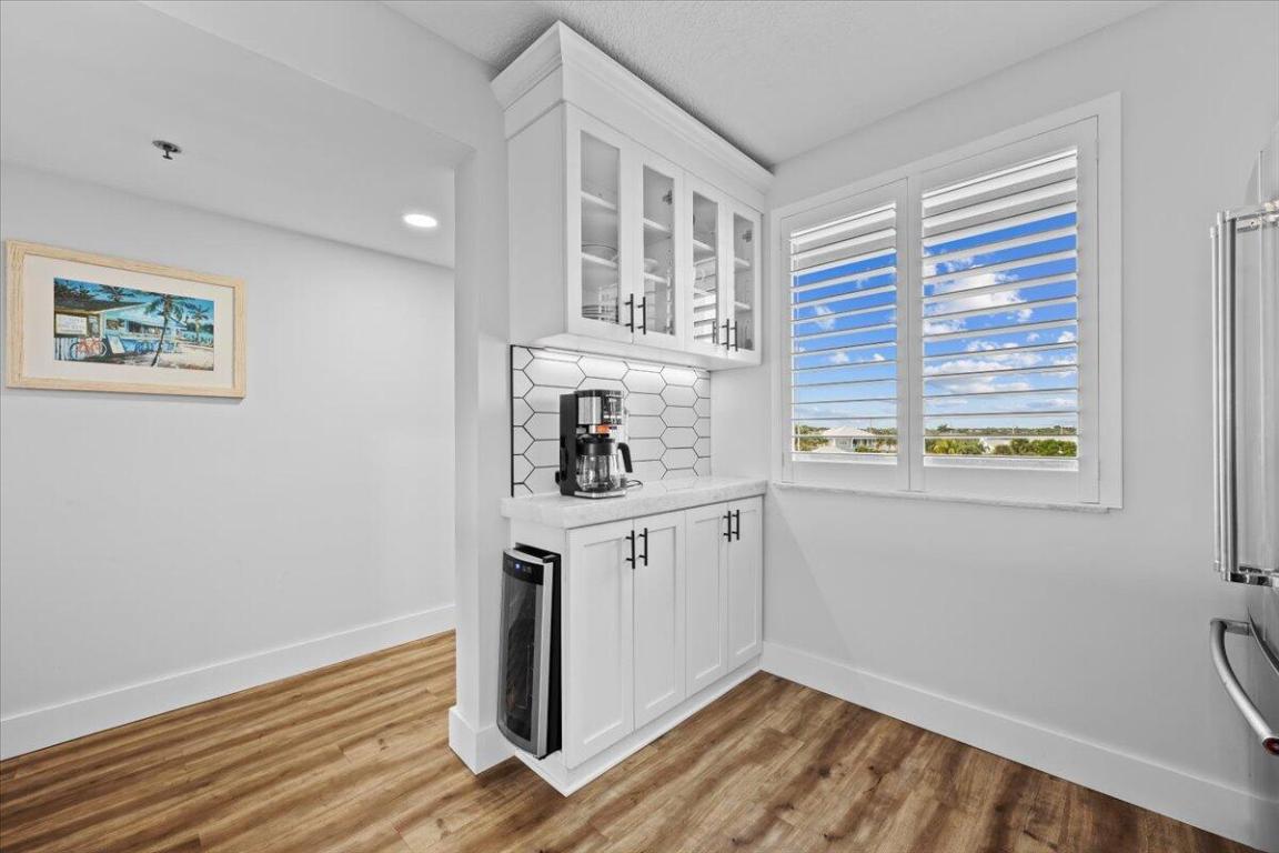 201 S Seas #404 Jupiter, FL 33477