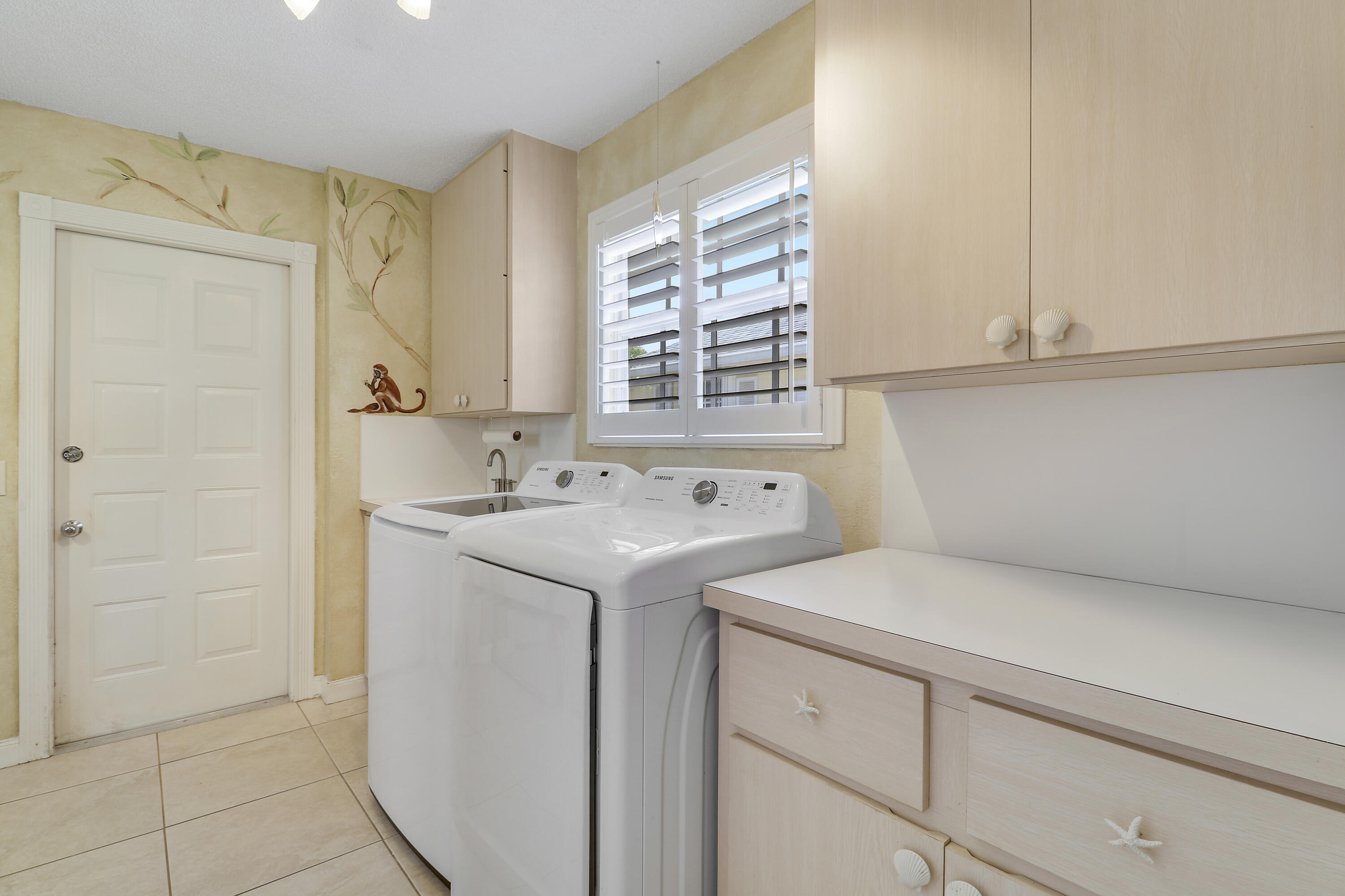 262 Brier Jupiter, FL 33458