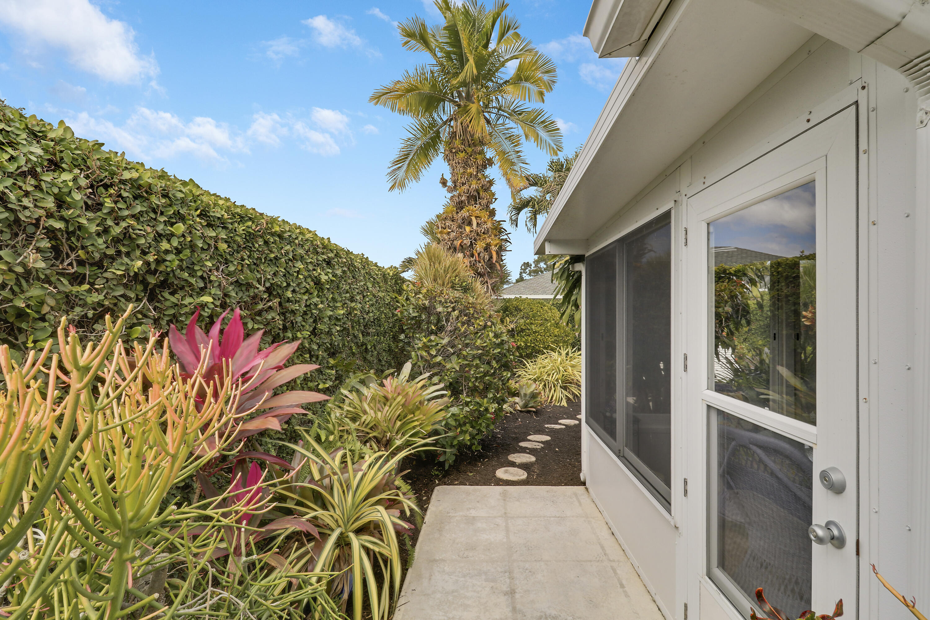 262 Brier Jupiter, FL 33458