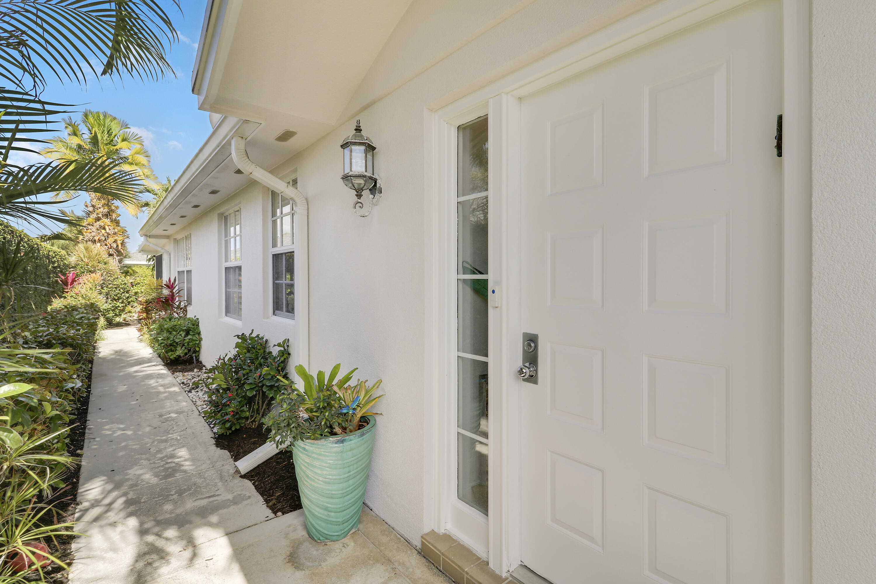 262 Brier Jupiter, FL 33458