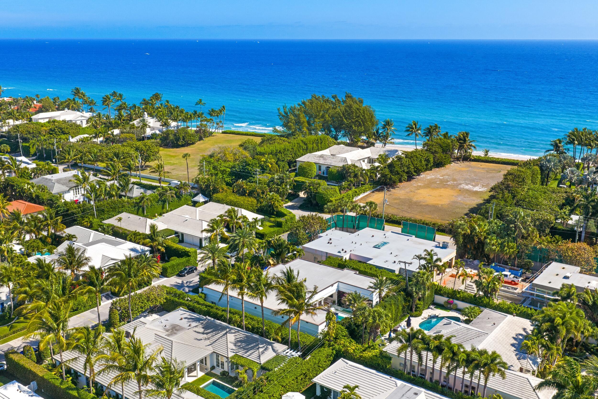 208 Sandpiper Palm Beach, FL 33480