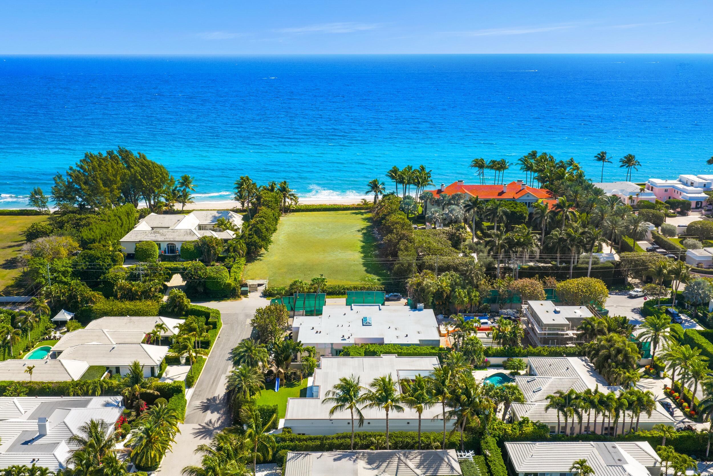 208 Sandpiper Palm Beach, FL 33480