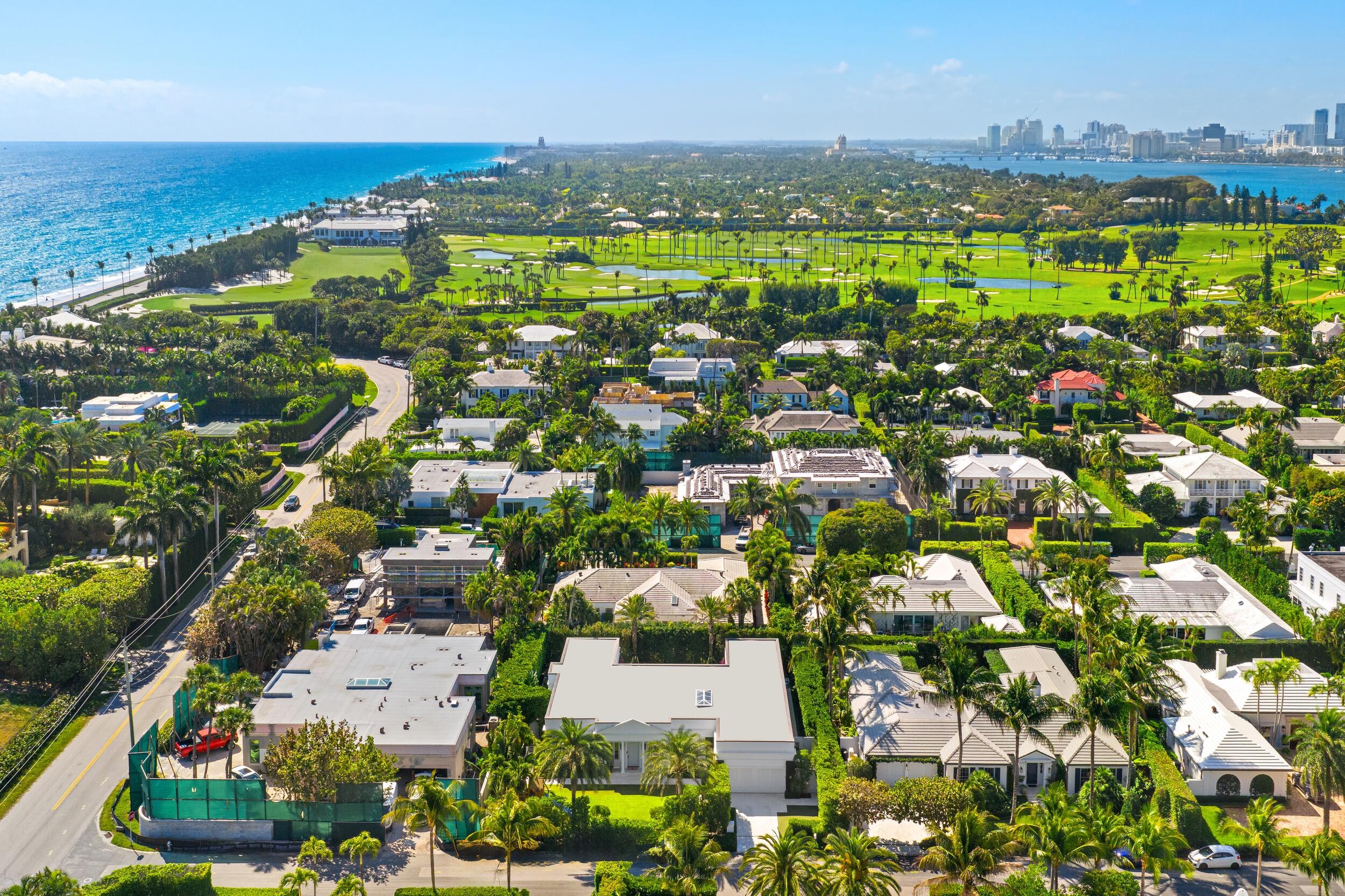 208 Sandpiper Palm Beach, FL 33480
