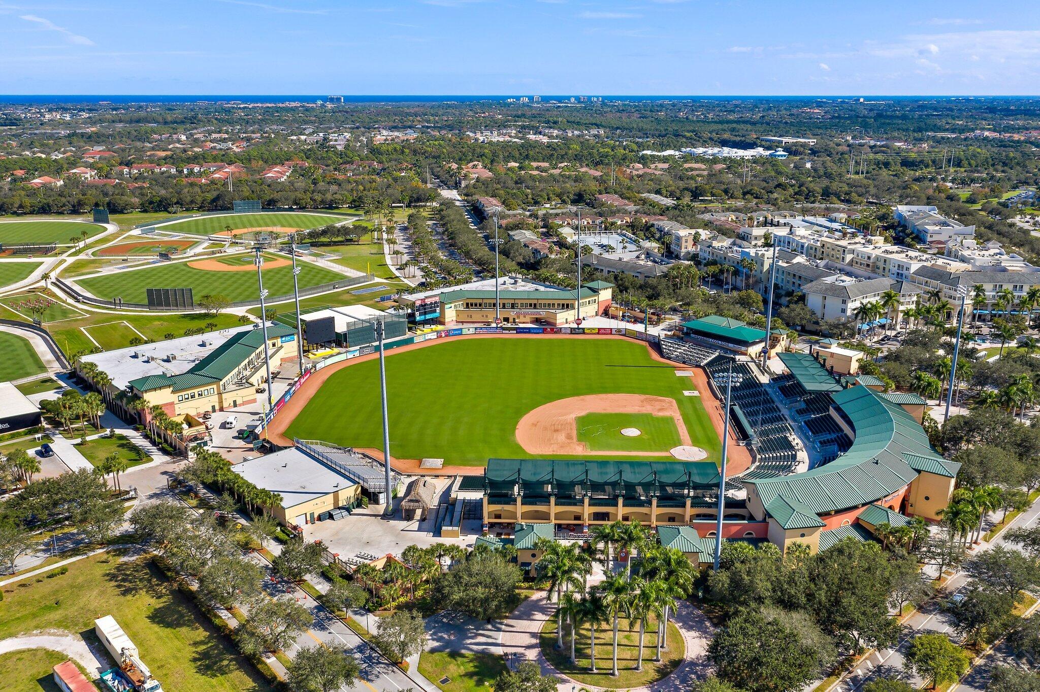 1200 Town Ctr #427 Jupiter, FL 33458