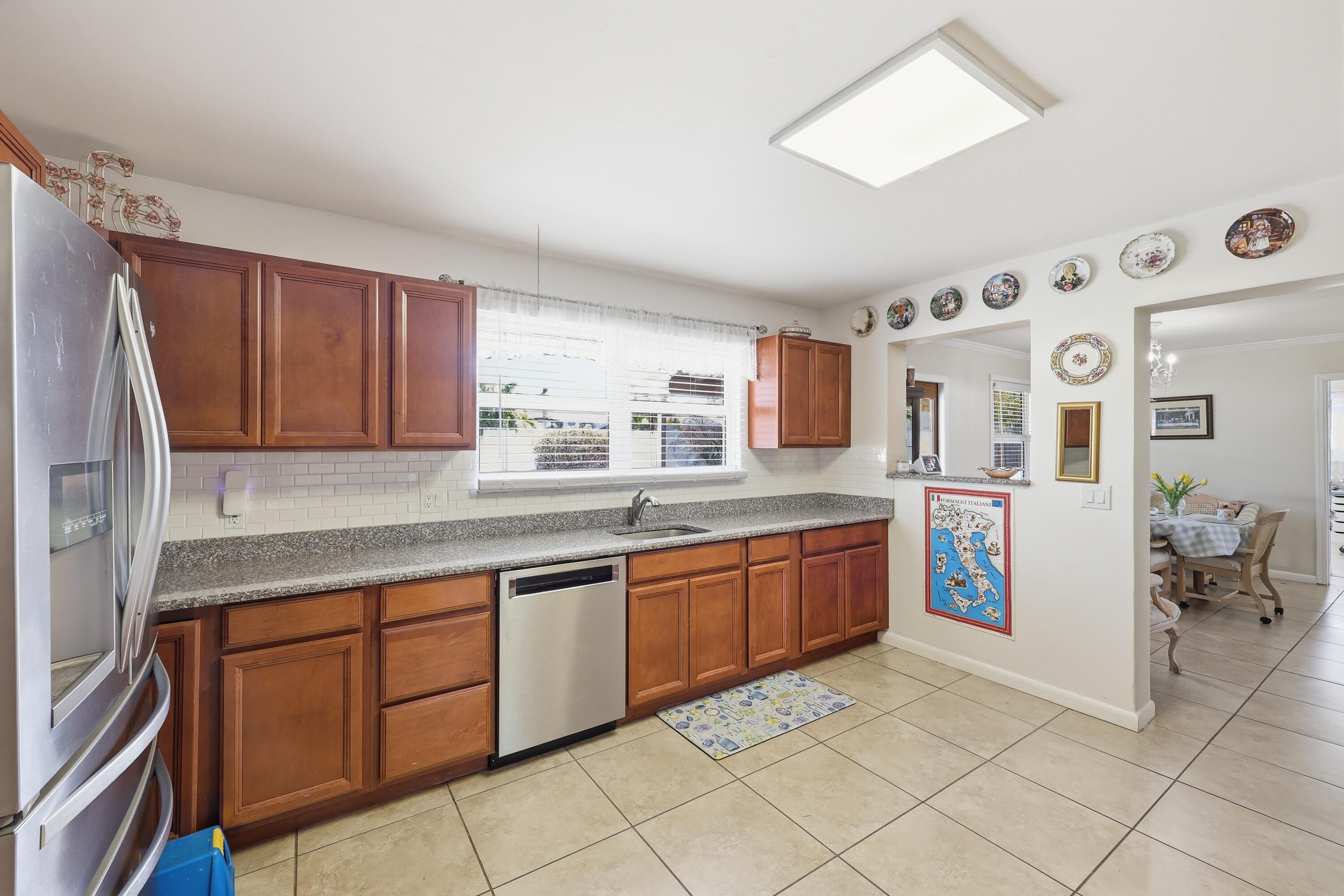 305 Circle Jupiter, FL 33458