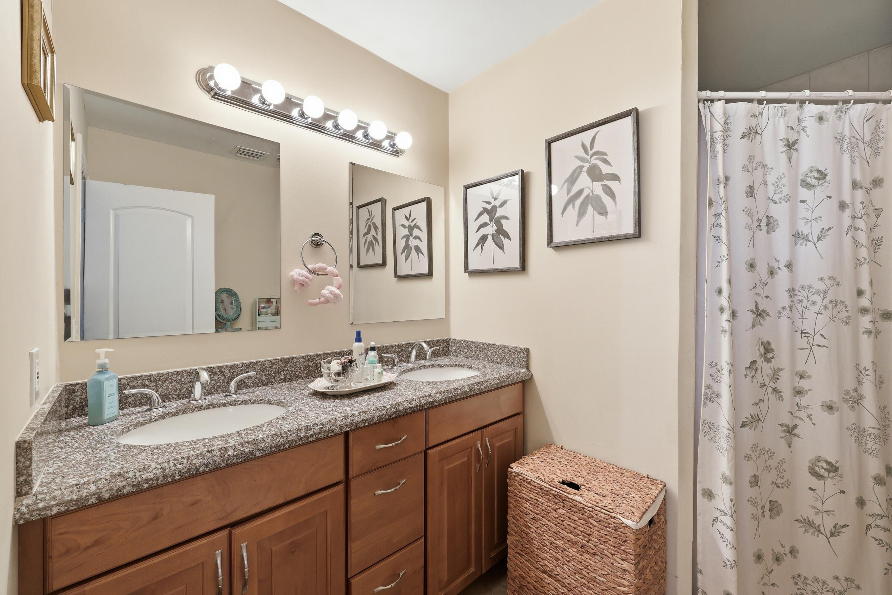 305 Circle Jupiter, FL 33458