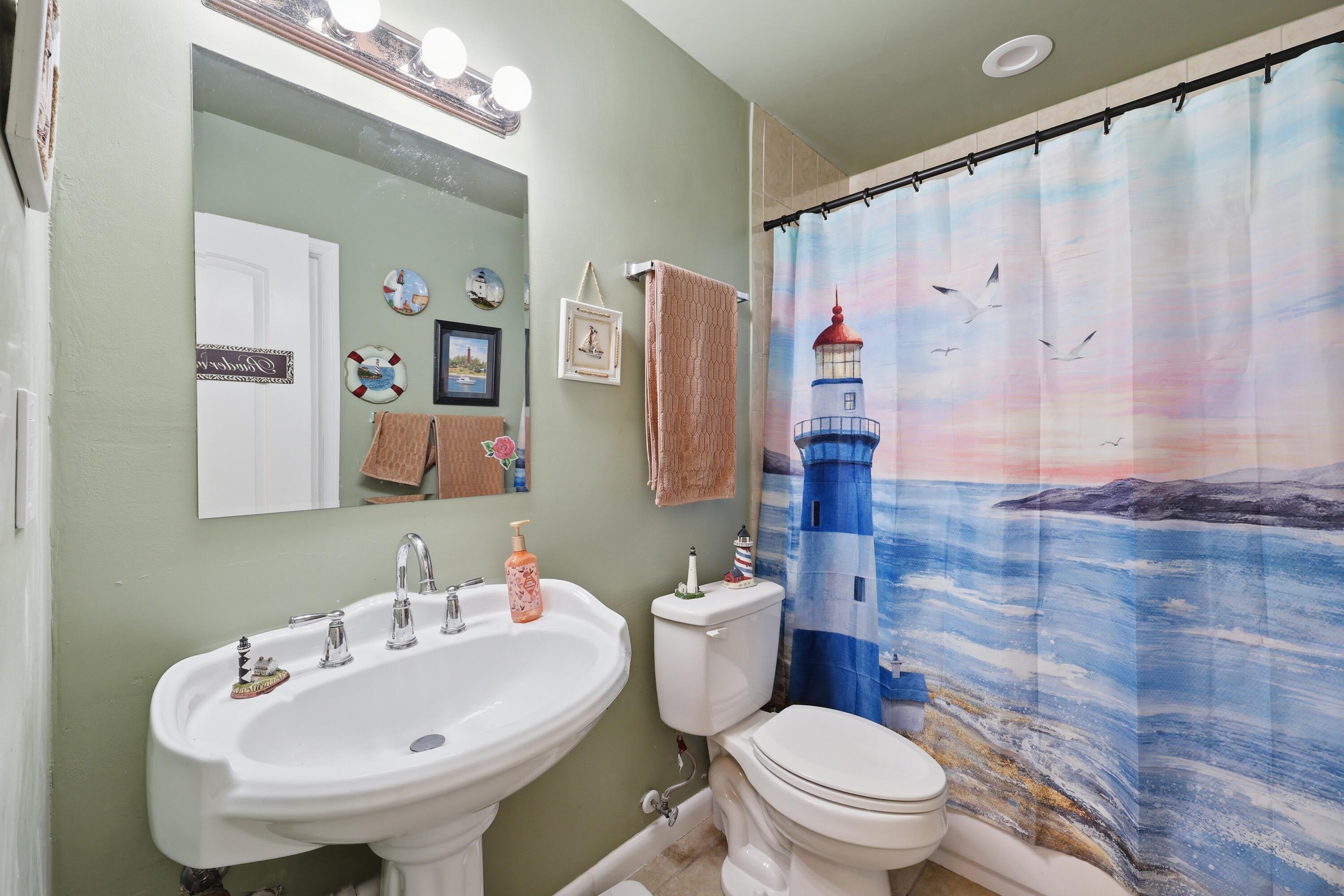 305 Circle Jupiter, FL 33458