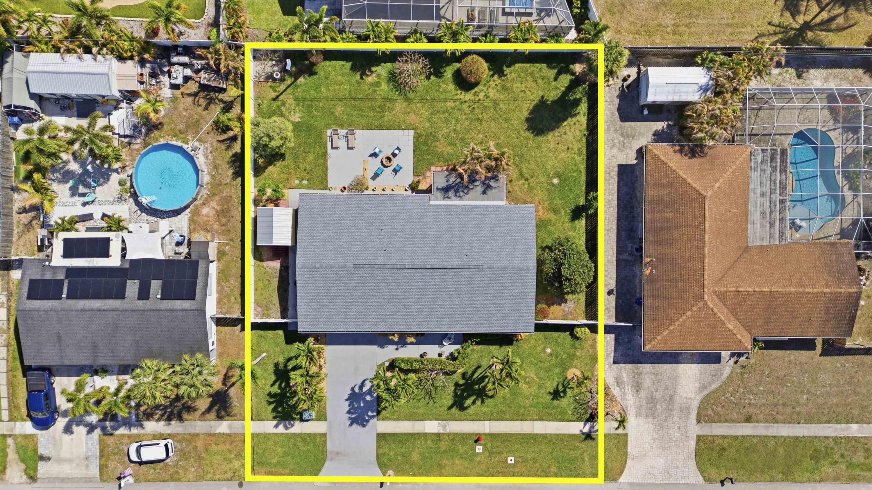 305 Circle Jupiter, FL 33458