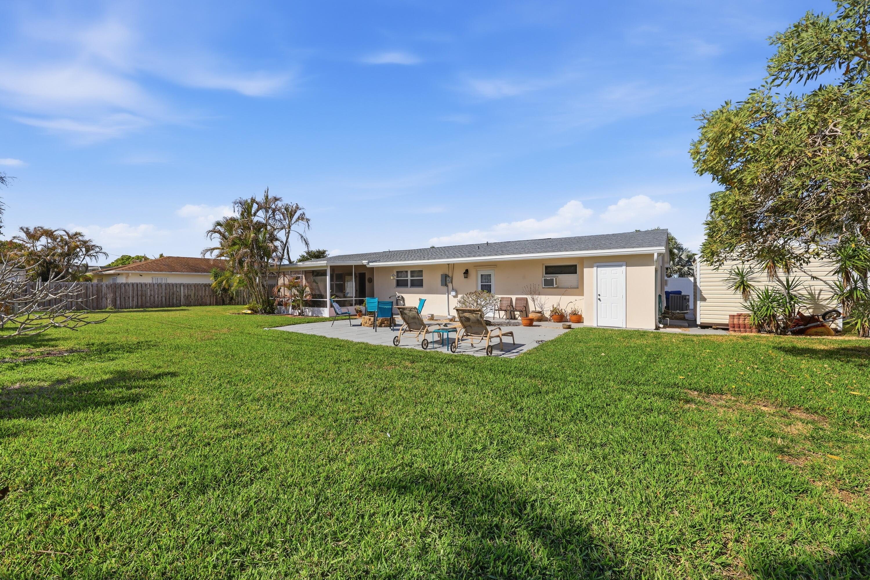 305 Circle Jupiter, FL 33458