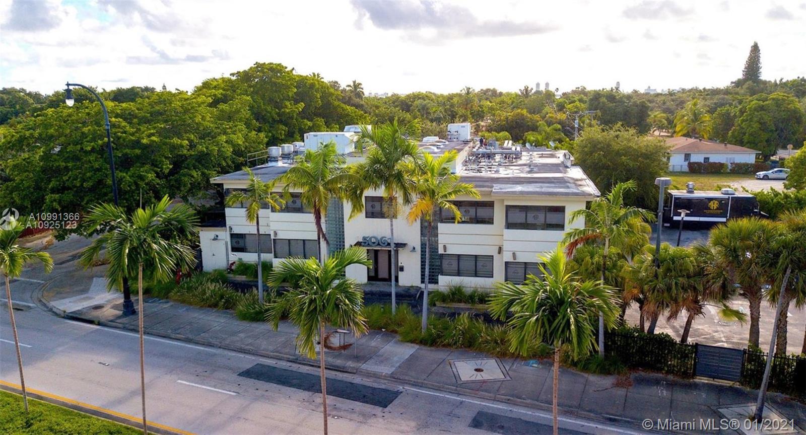 5061 Biscayne Blvd