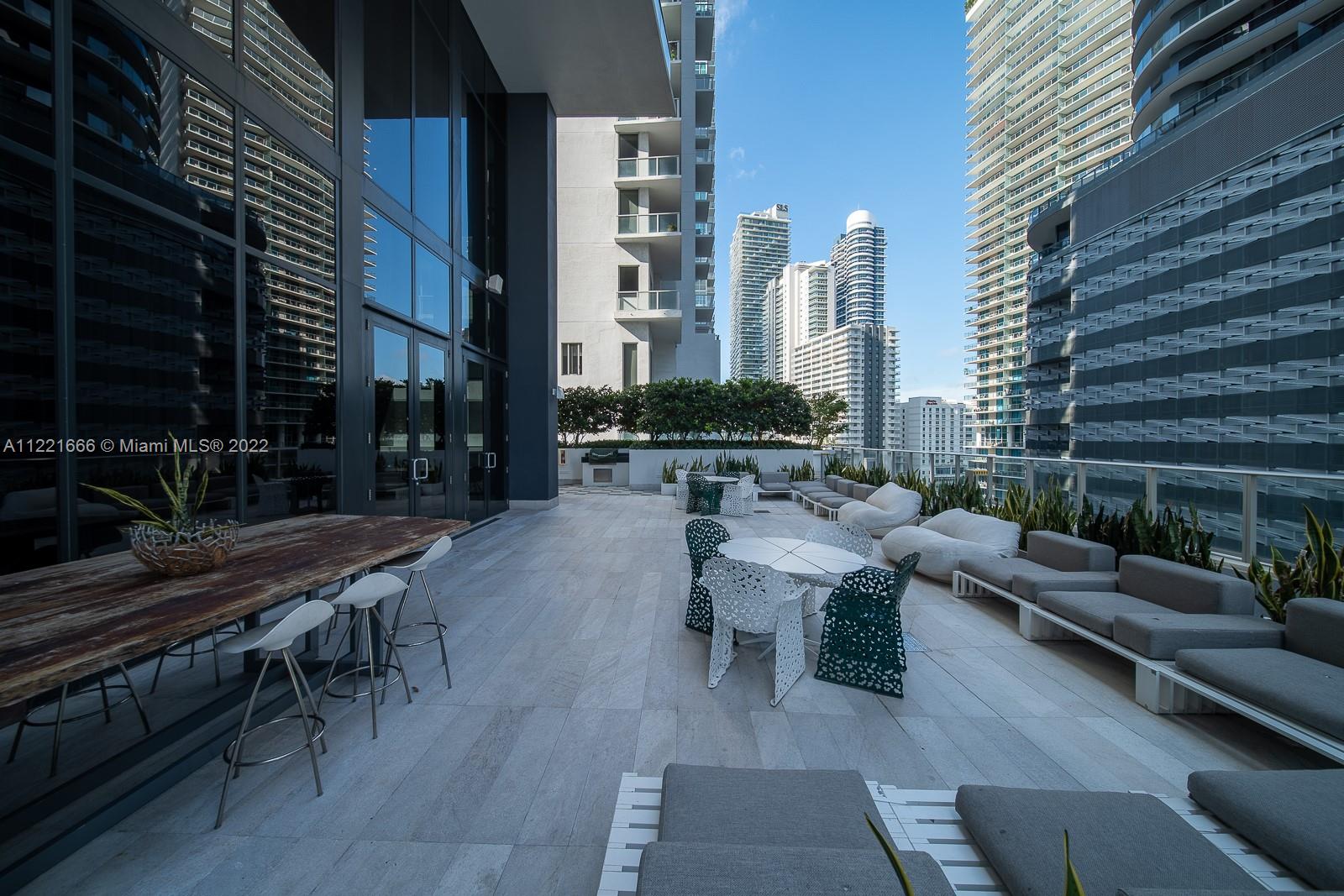 image 1010 Brickell18