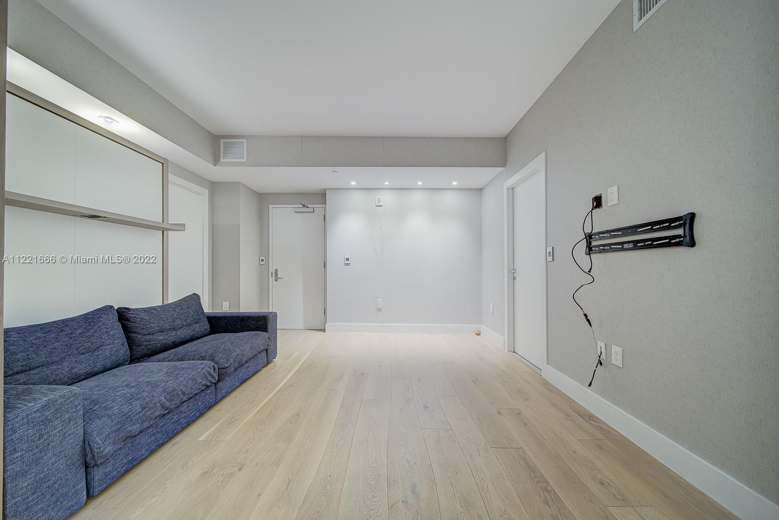 image 1010 Brickell23