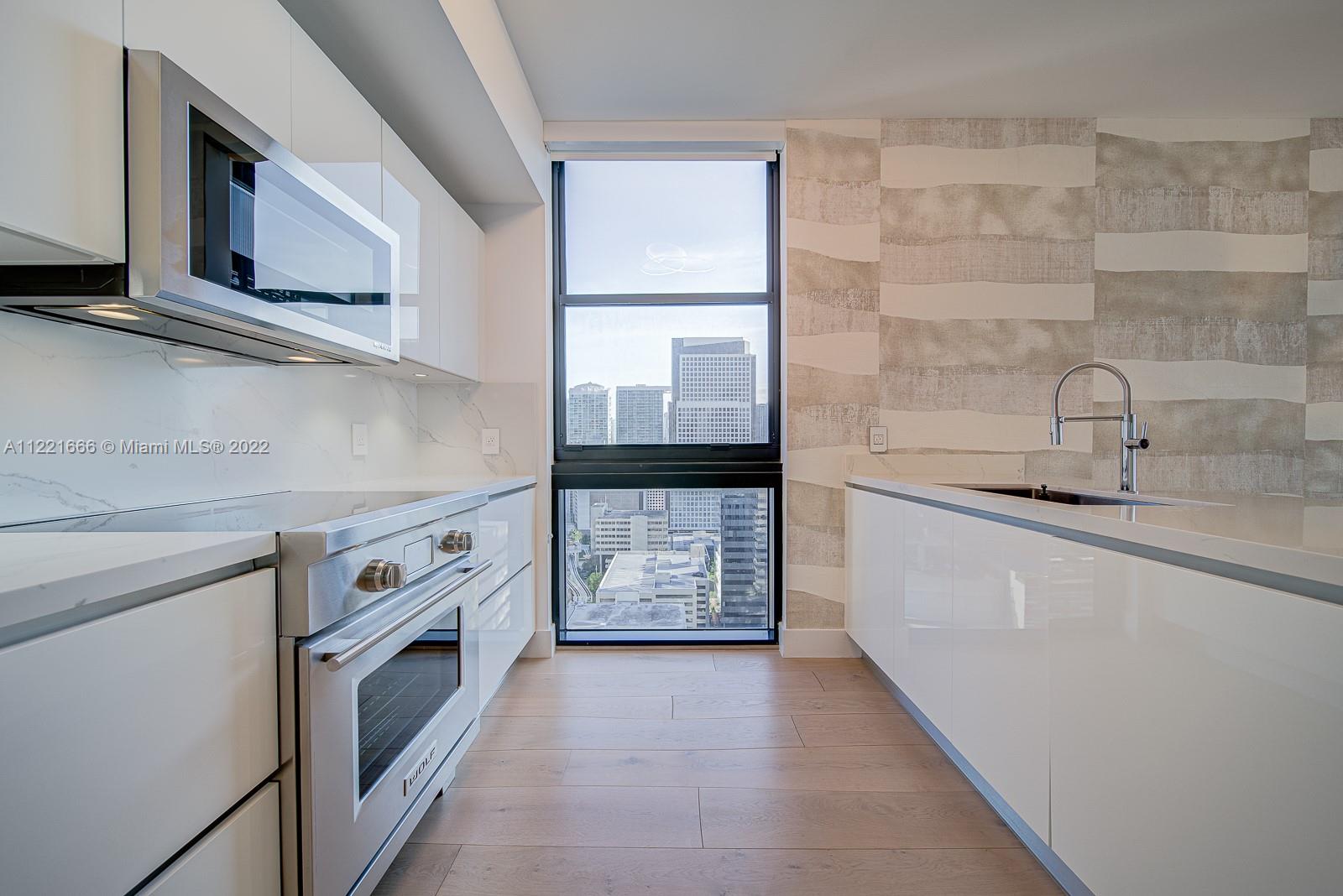 image 1010 Brickell39