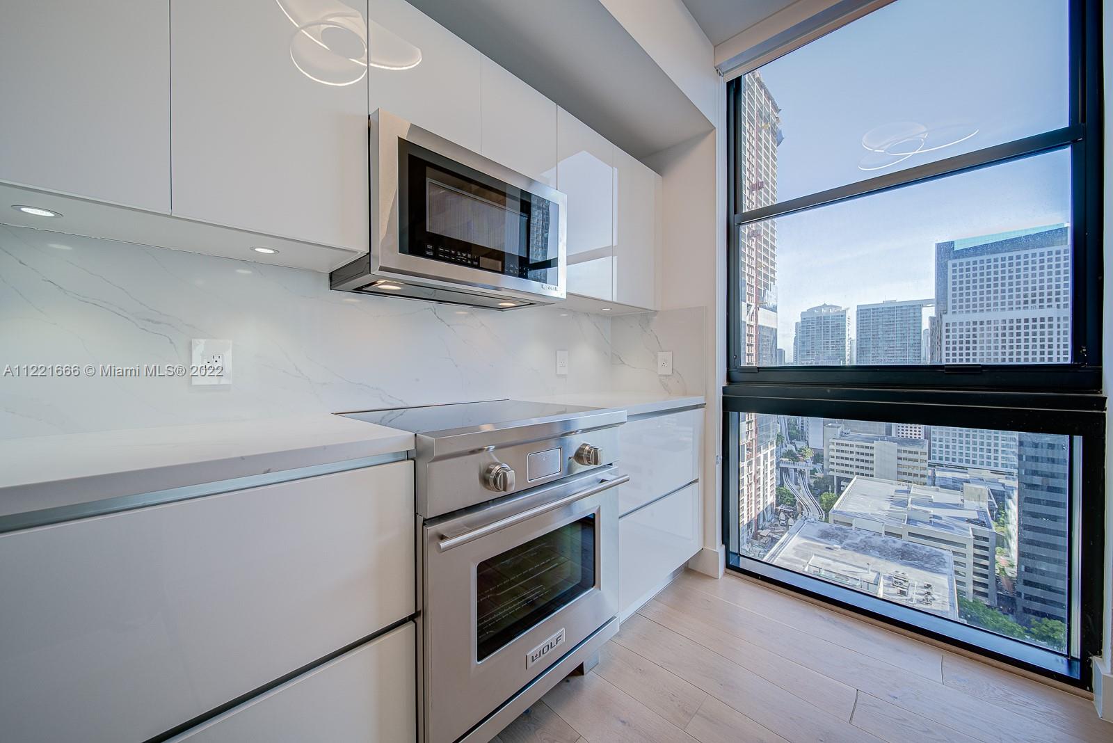 image 1010 Brickell40