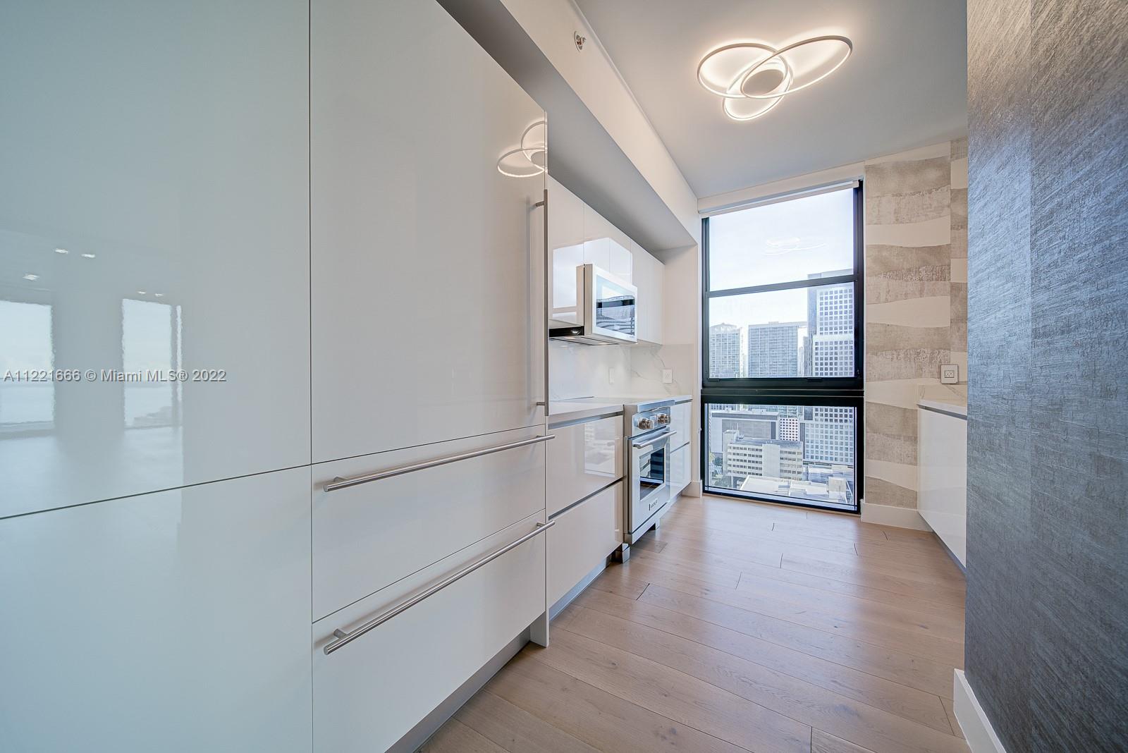 image 1010 Brickell41