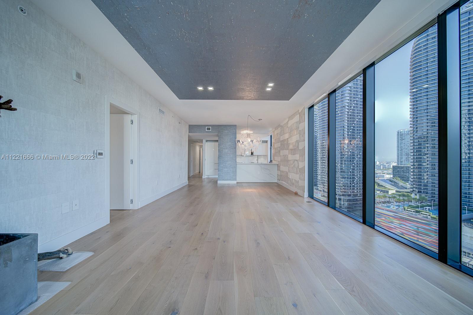 image 1010 Brickell45