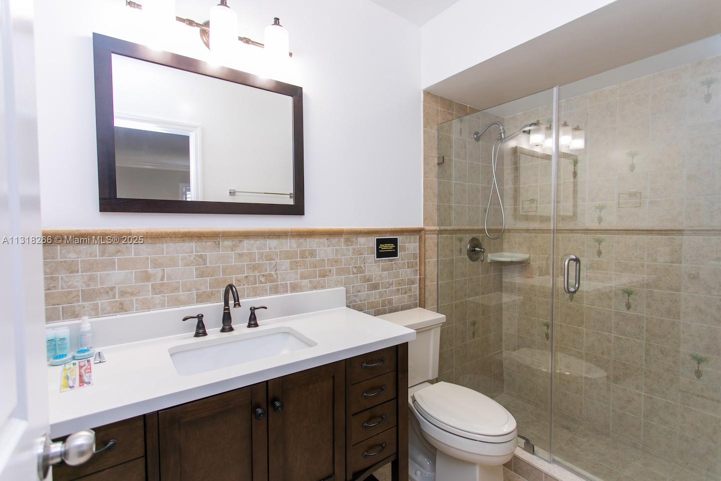 1311 Rodman St Hollywood, FL 33019