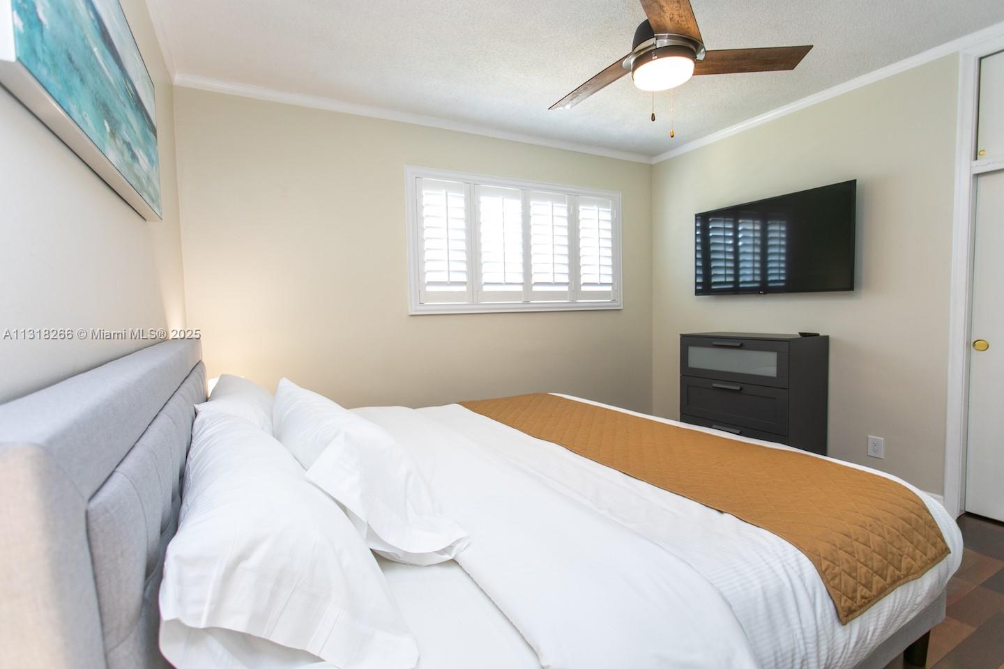 1311 Rodman St Hollywood, FL 33019