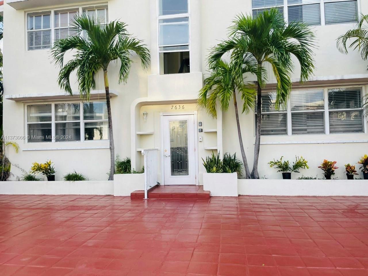 Casa de Condomínio