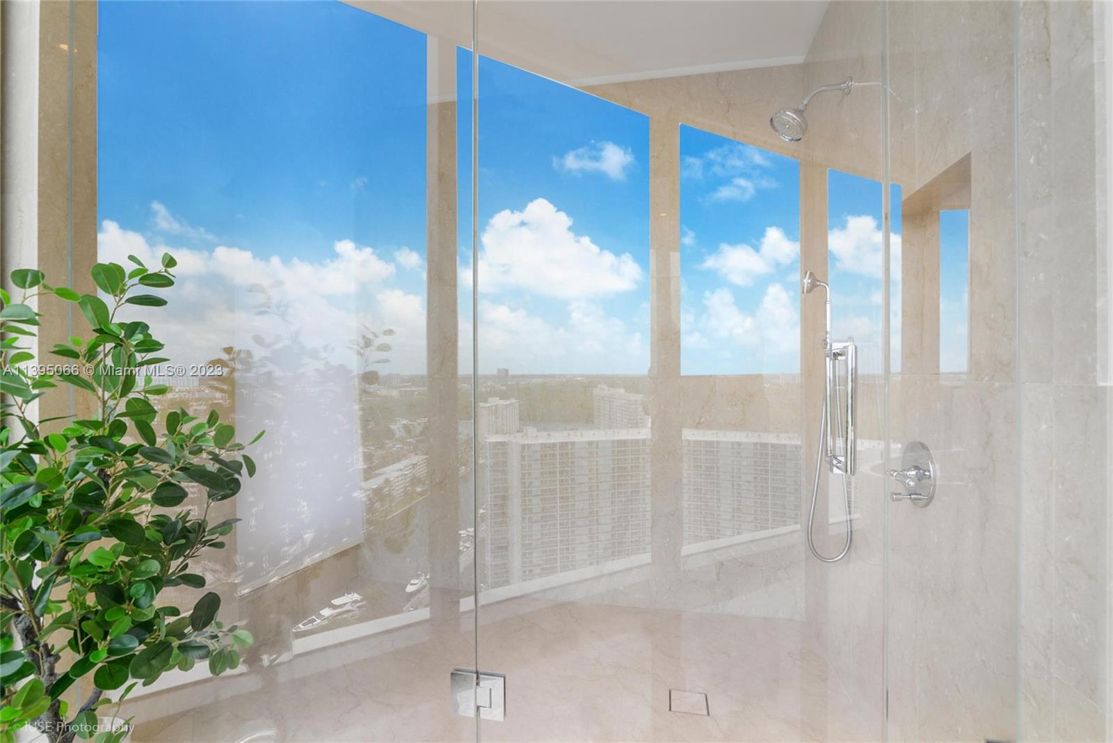 image Ritz-Carlton Sunny Isles Beach12