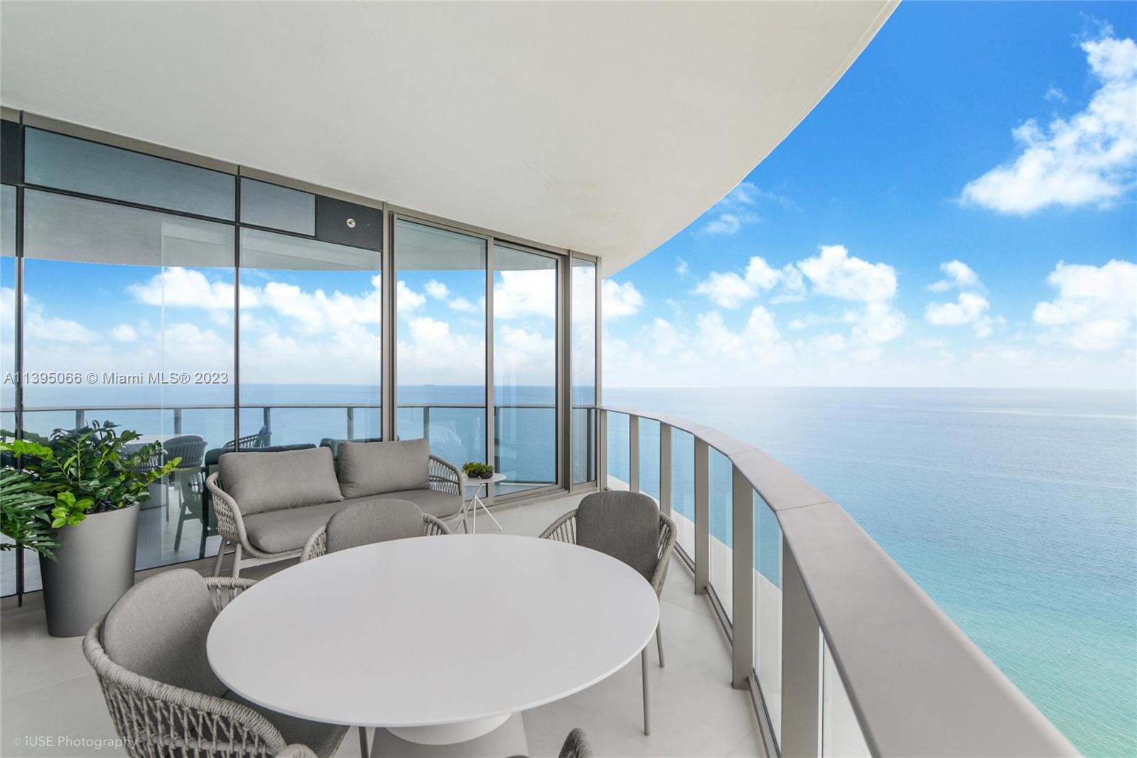 image Ritz-Carlton Sunny Isles Beach5