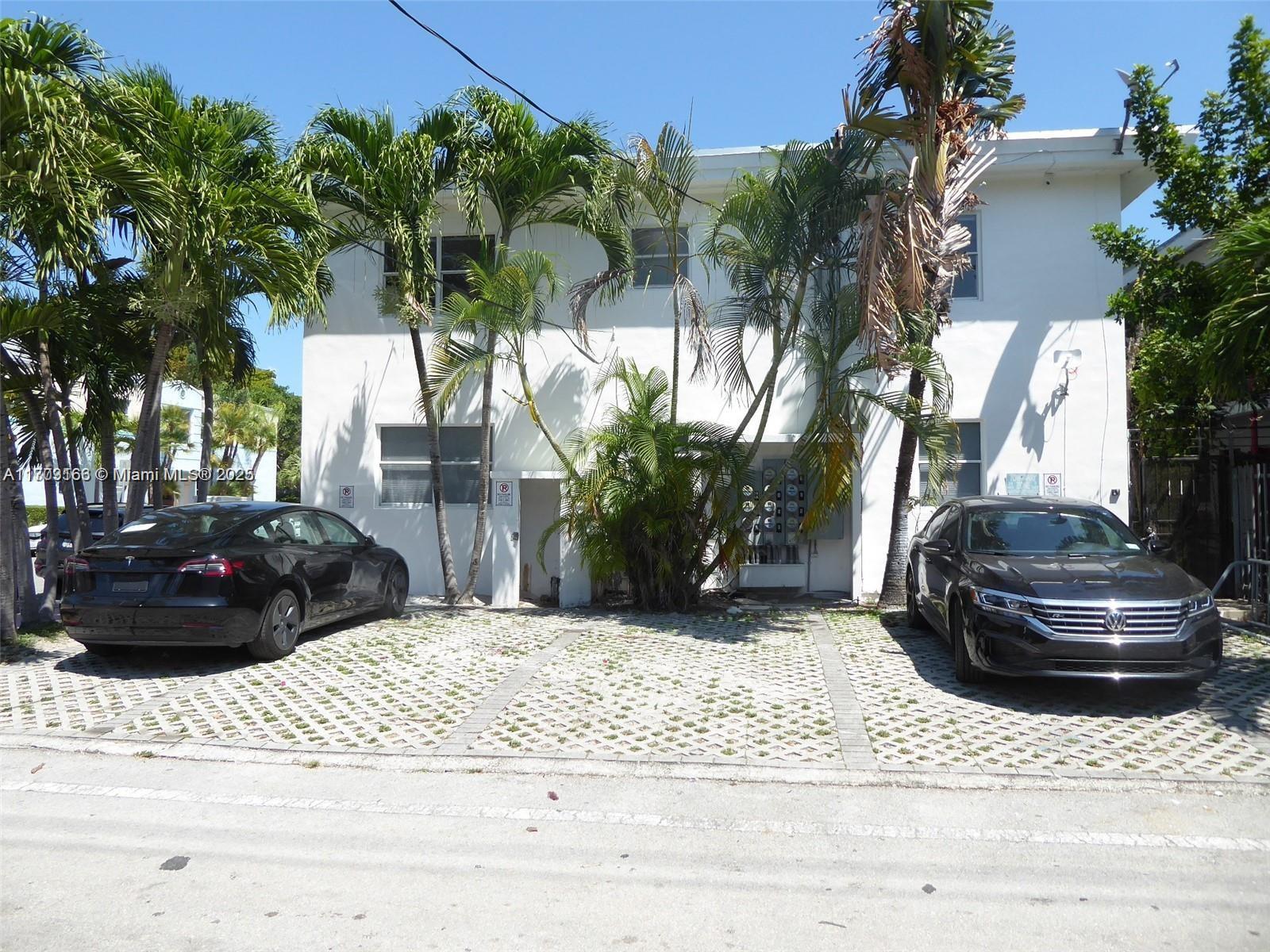 1000 7th St,Miami Beach, FL 33139