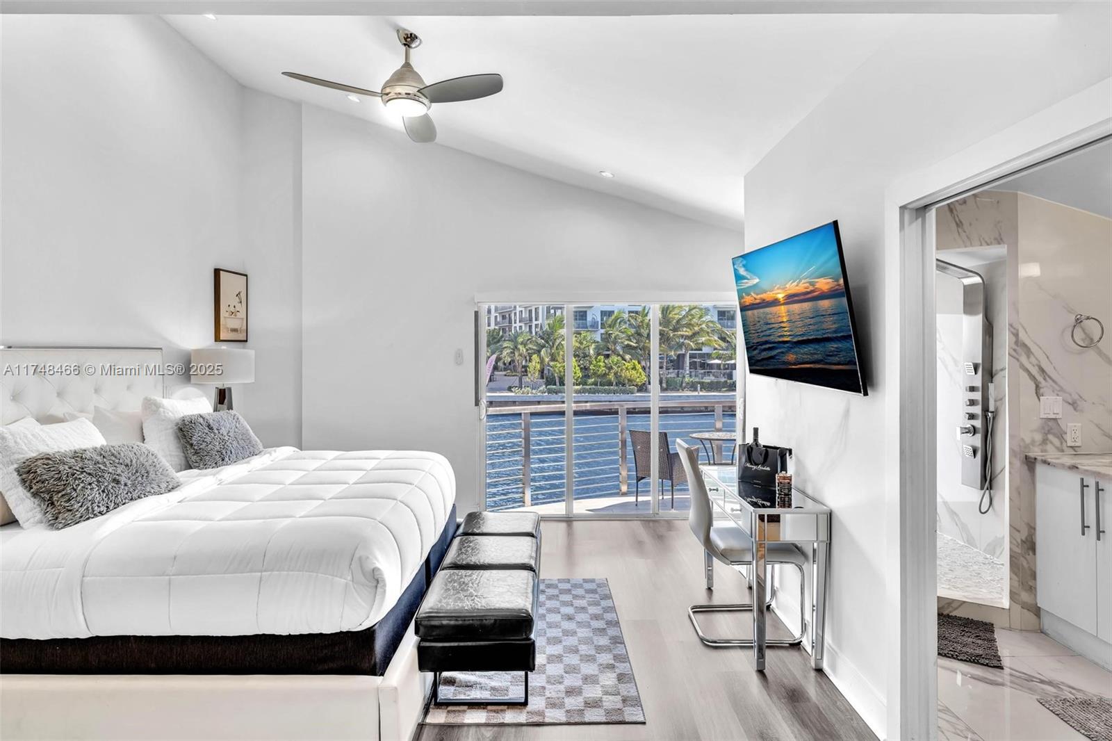 1044 NW N Riv Miami, FL 33136