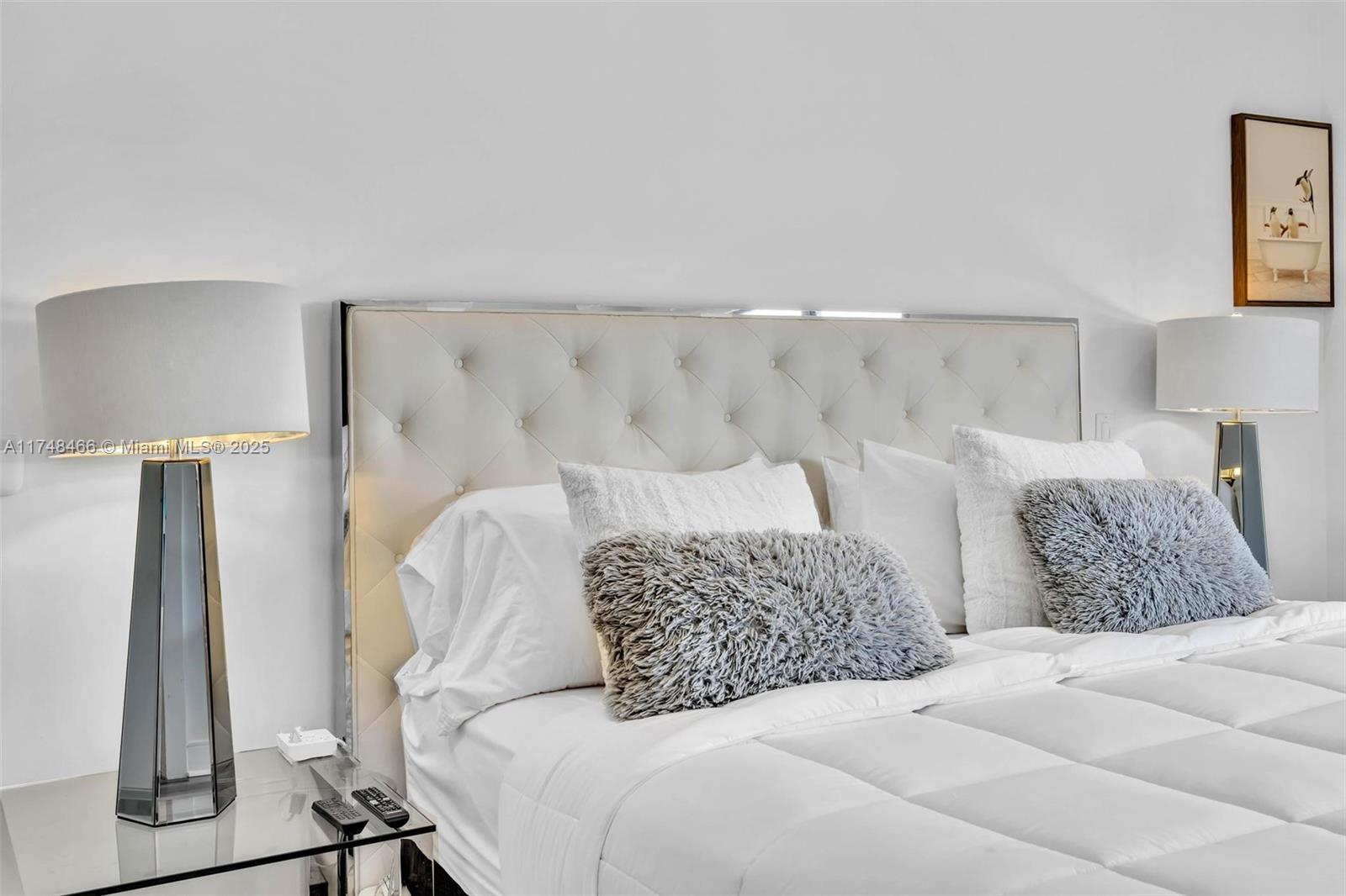 1044 NW N Riv Miami, FL 33136