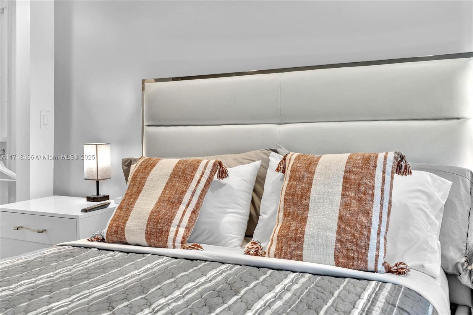 1044 NW N Riv Miami, FL 33136