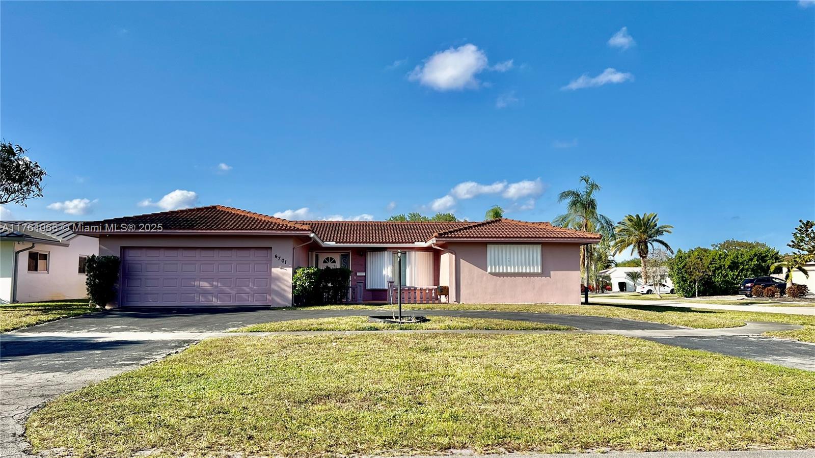 4701 Arthur St,Hollywood, FL 33021
