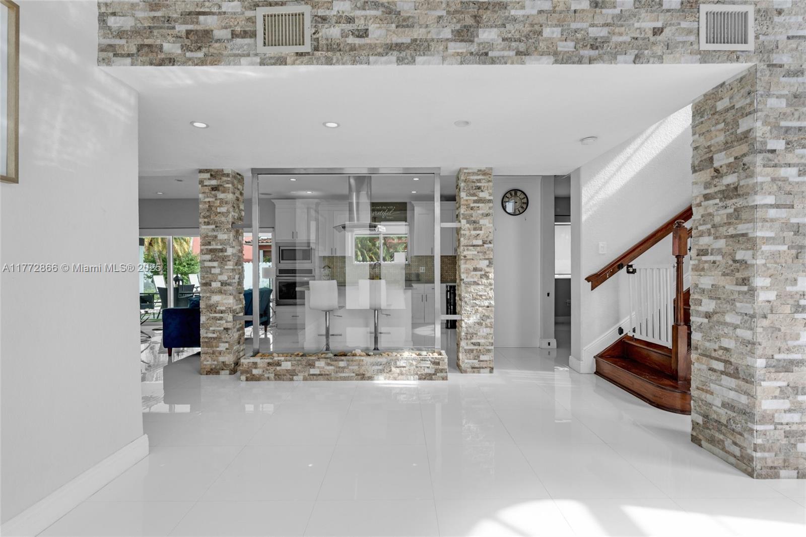 5161 SW 159th Ct Miami, FL 33185