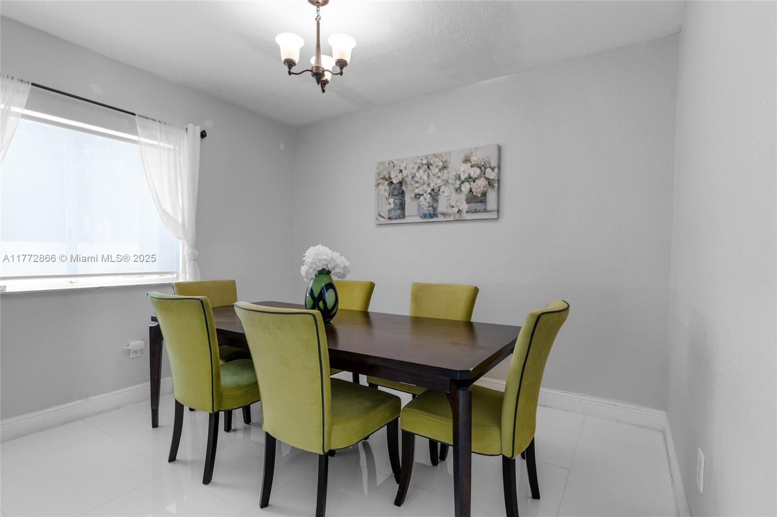 5161 SW 159th Ct Miami, FL 33185