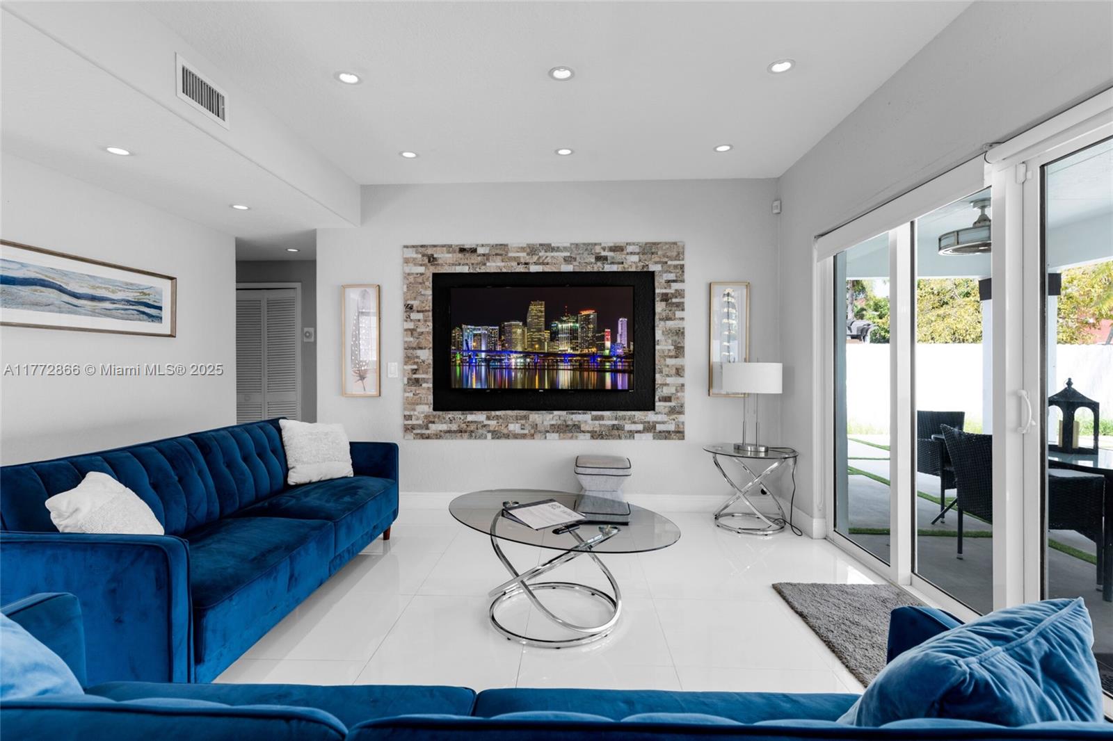 5161 SW 159th Ct Miami, FL 33185