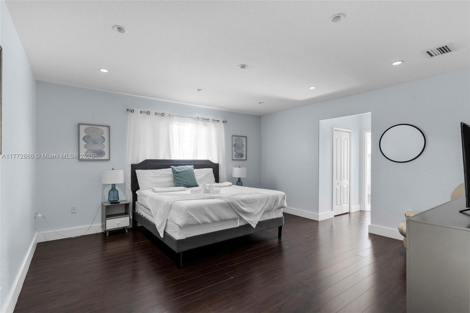 5161 SW 159th Ct Miami, FL 33185