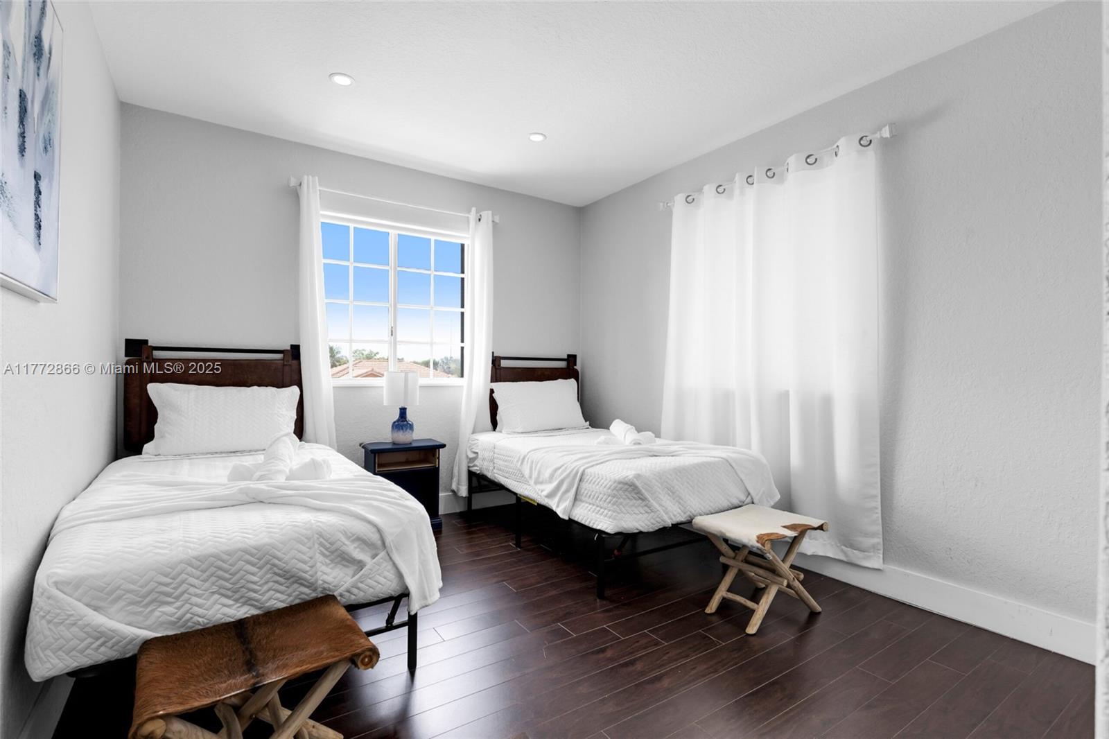 5161 SW 159th Ct Miami, FL 33185