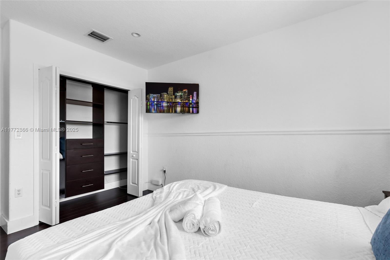 5161 SW 159th Ct Miami, FL 33185