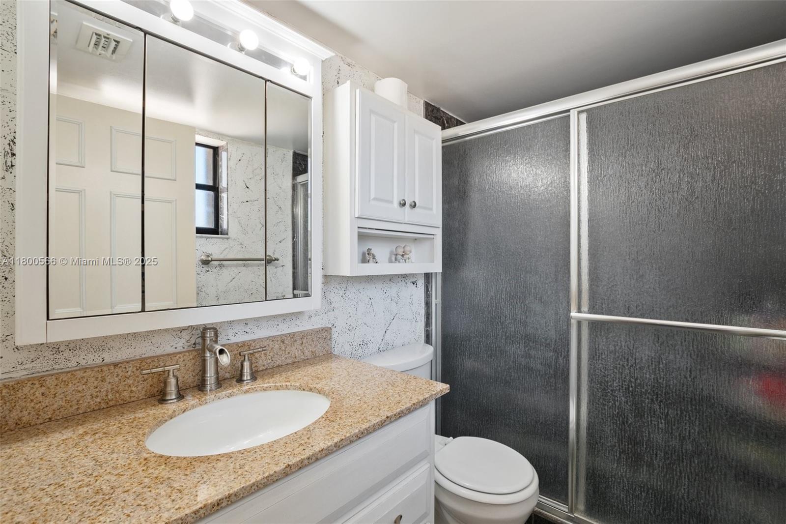 7125 Bay Dr #201 Miami Beach, FL 33141