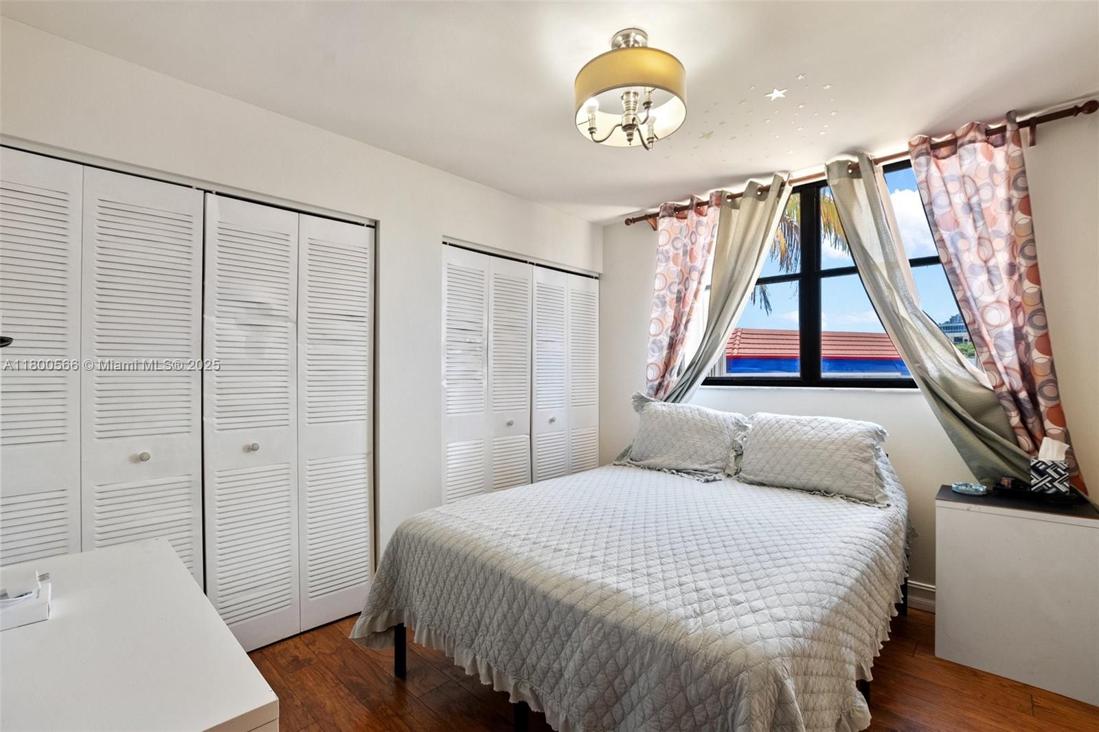 7125 Bay Dr #201 Miami Beach, FL 33141