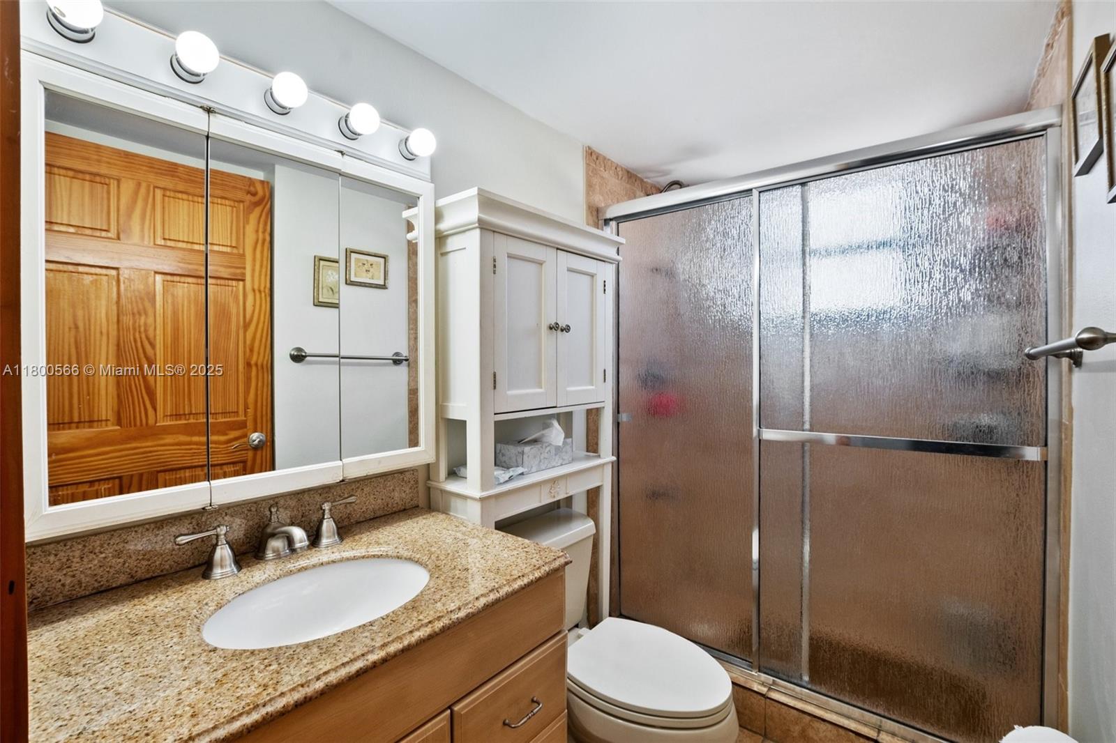 7125 Bay Dr #201 Miami Beach, FL 33141