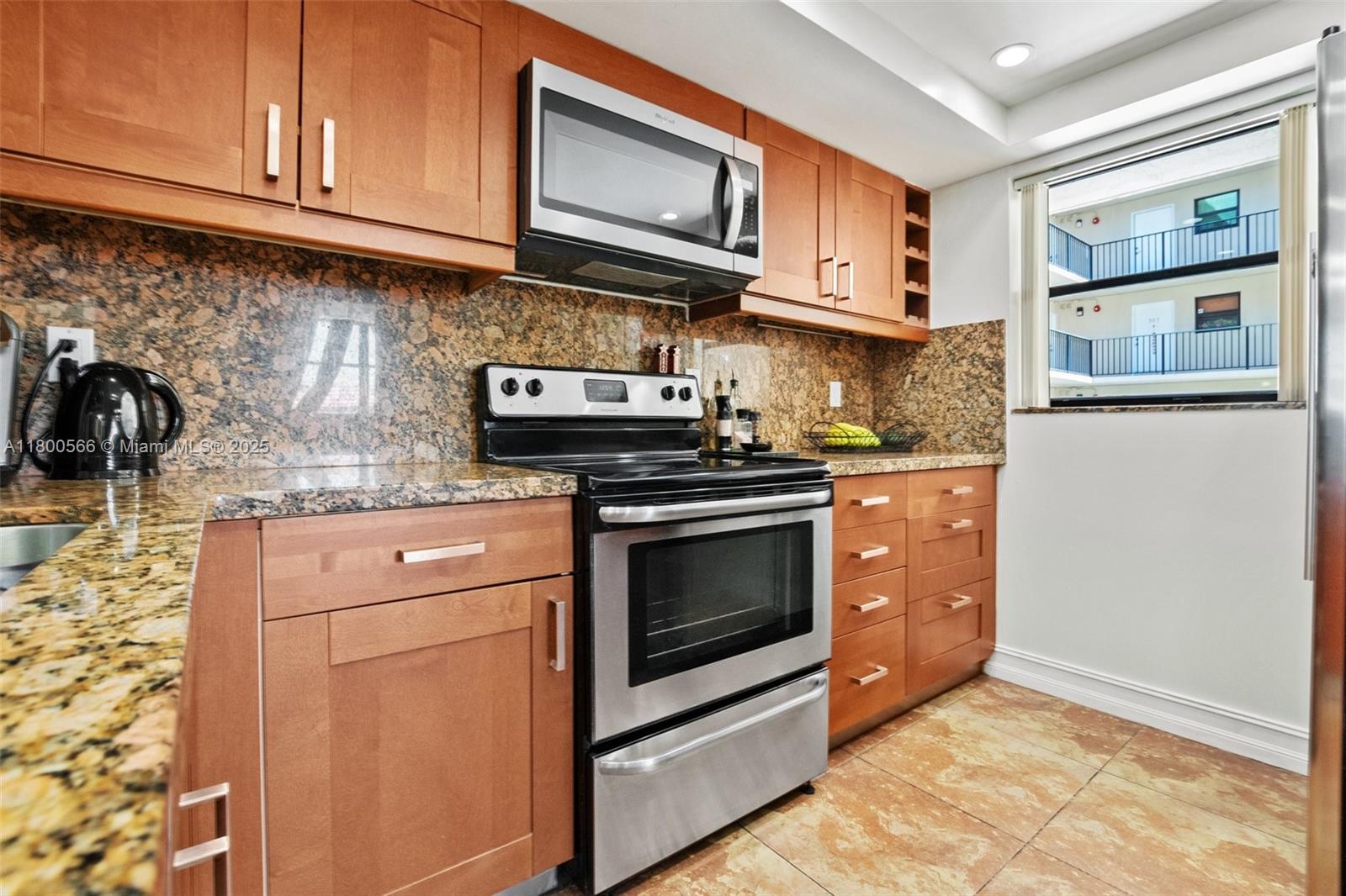 7125 Bay Dr #201 Miami Beach, FL 33141