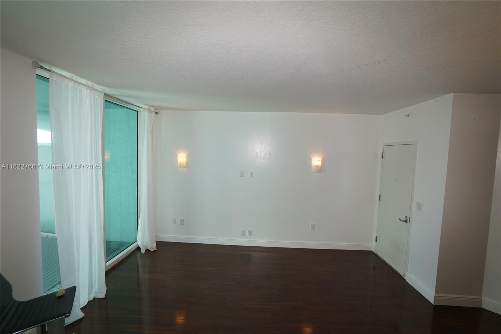 image Quantum On The Bay Condo7