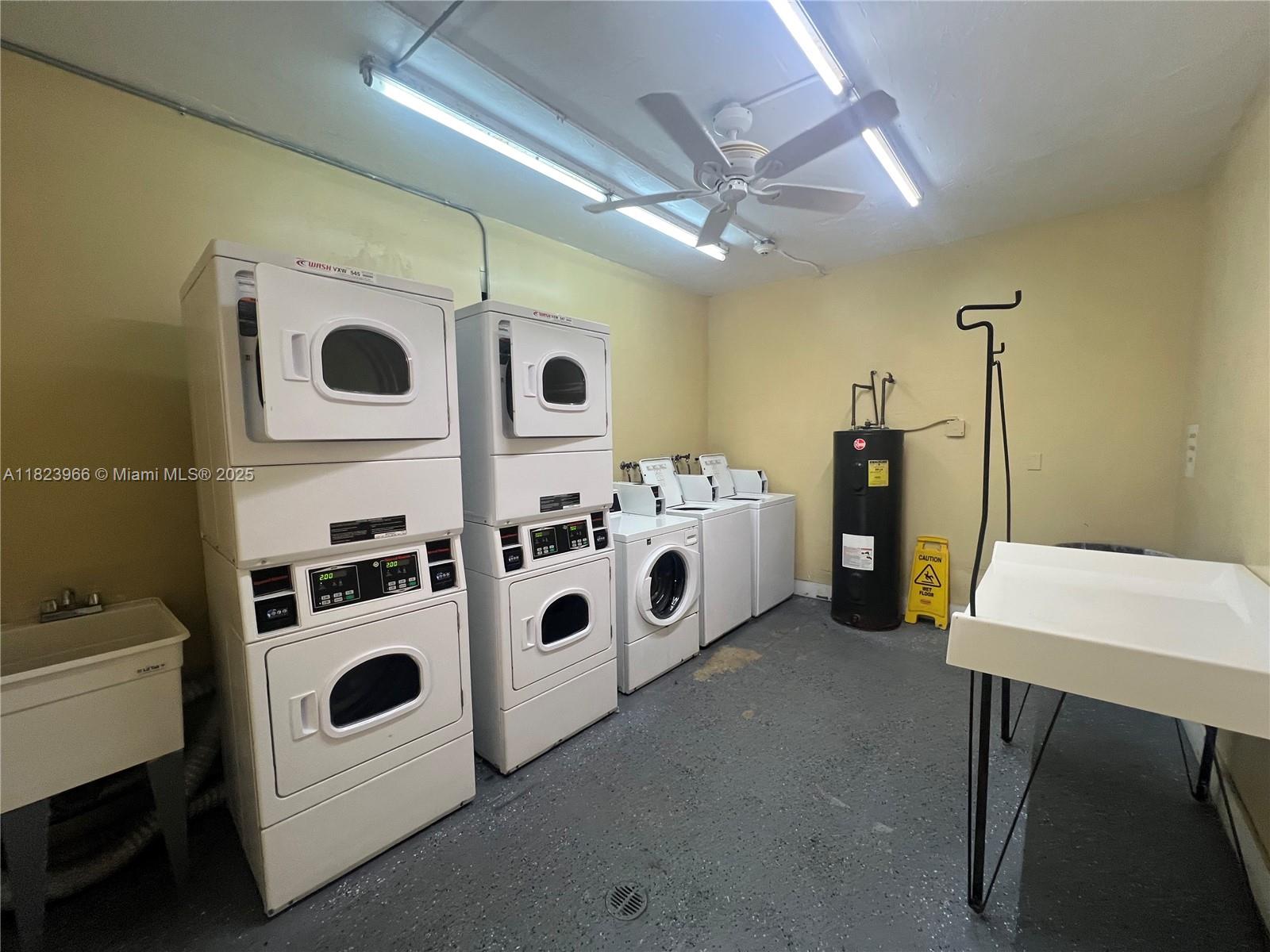 11905 NE 2nd Ave #C417 North Miami, FL 33161